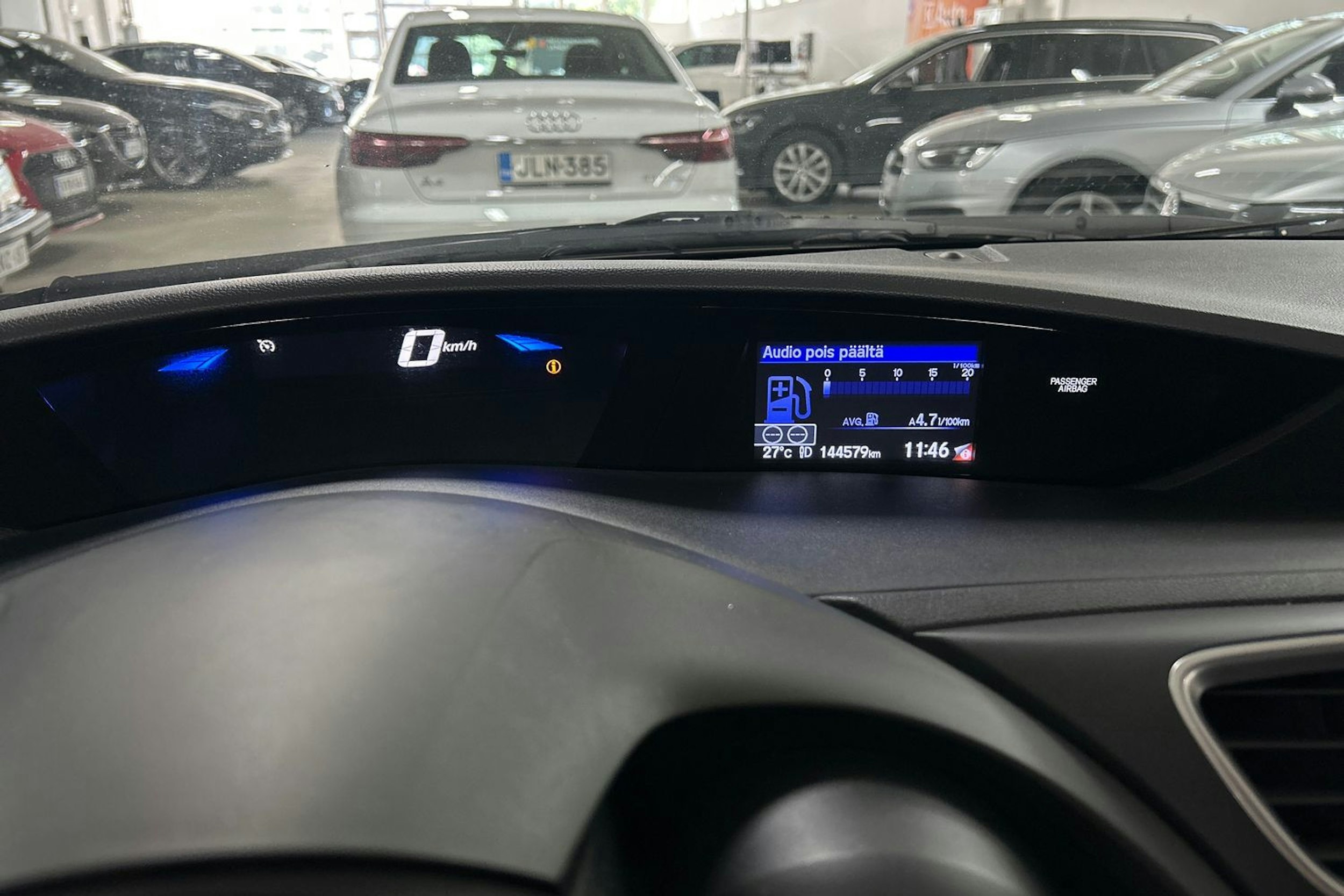 Harmaa Honda CIVIC 2015 kuva 17.
