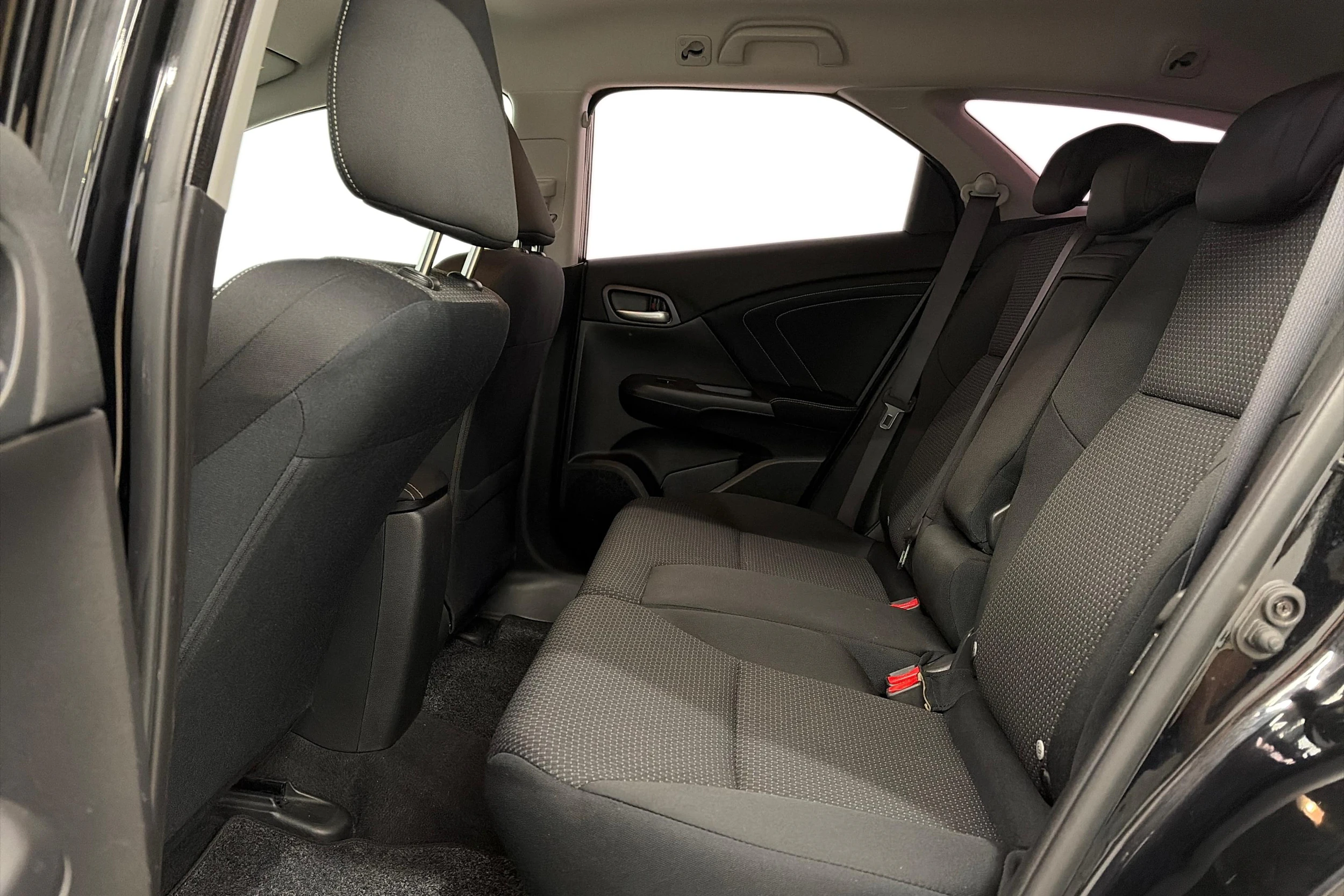 musta Honda Civic 2015 kuva 11.