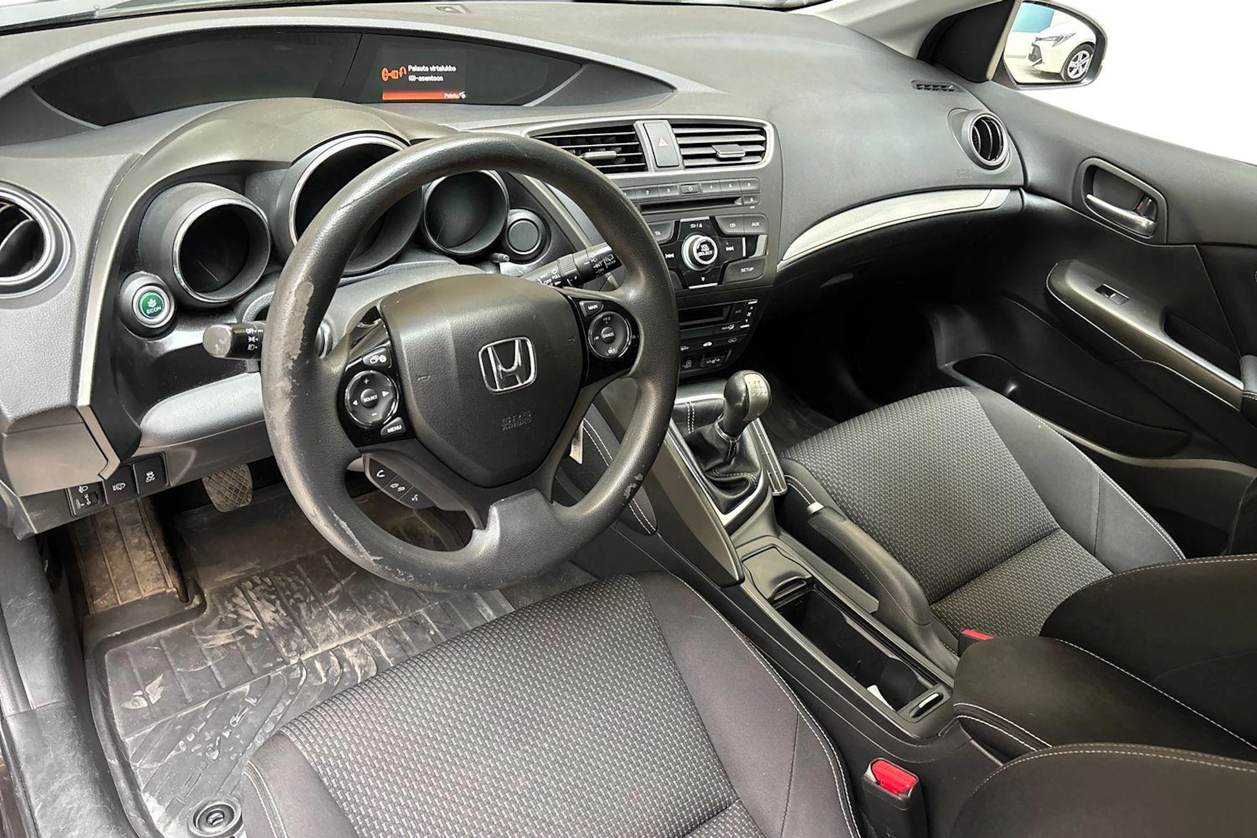 ruskea (beige) Honda Civic 2016 kuva 6.