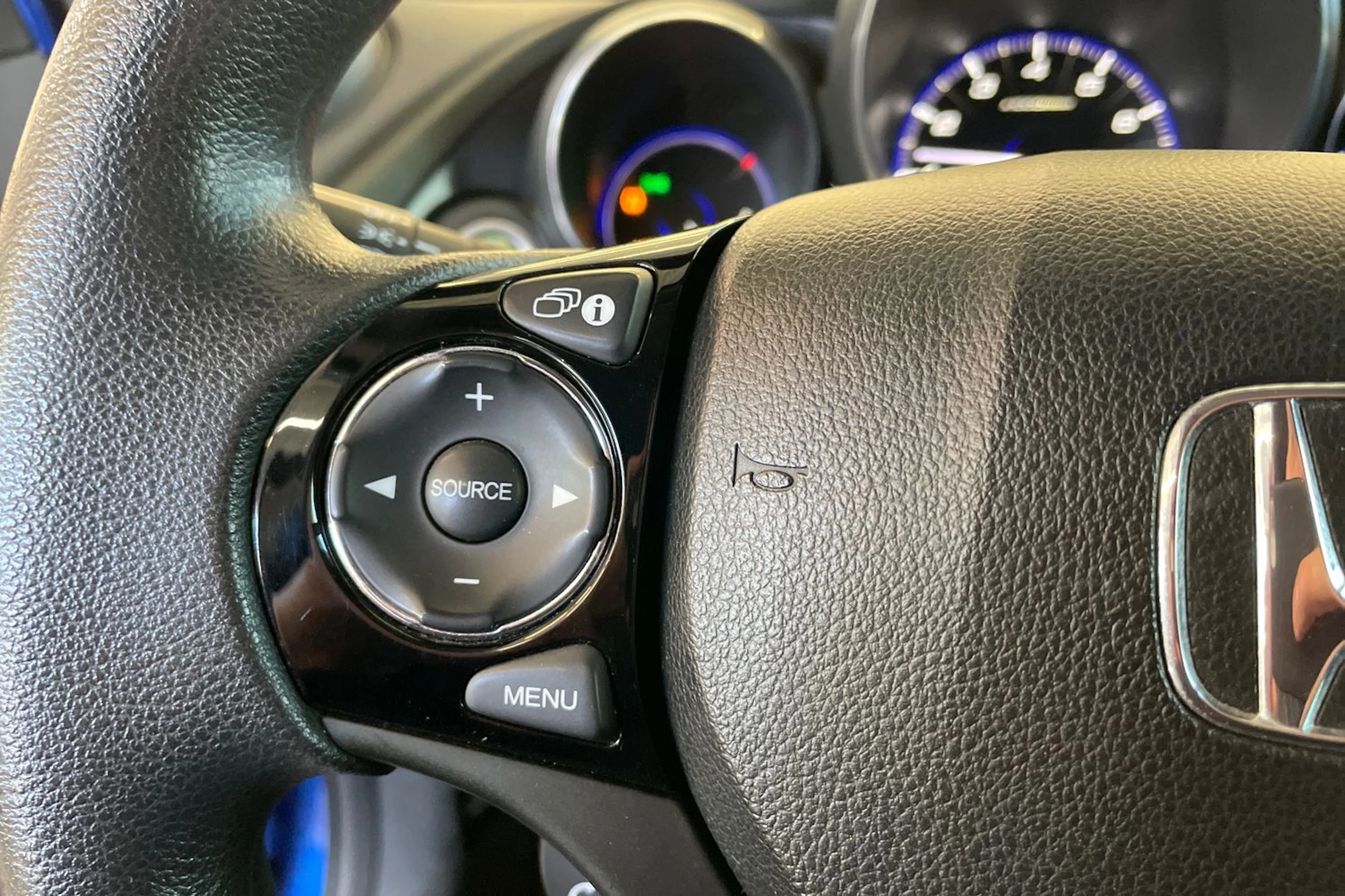 Sininen Honda CIVIC 2016 kuva 19.