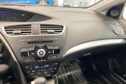 valkoinen Honda Civic 2016 kuva 22.