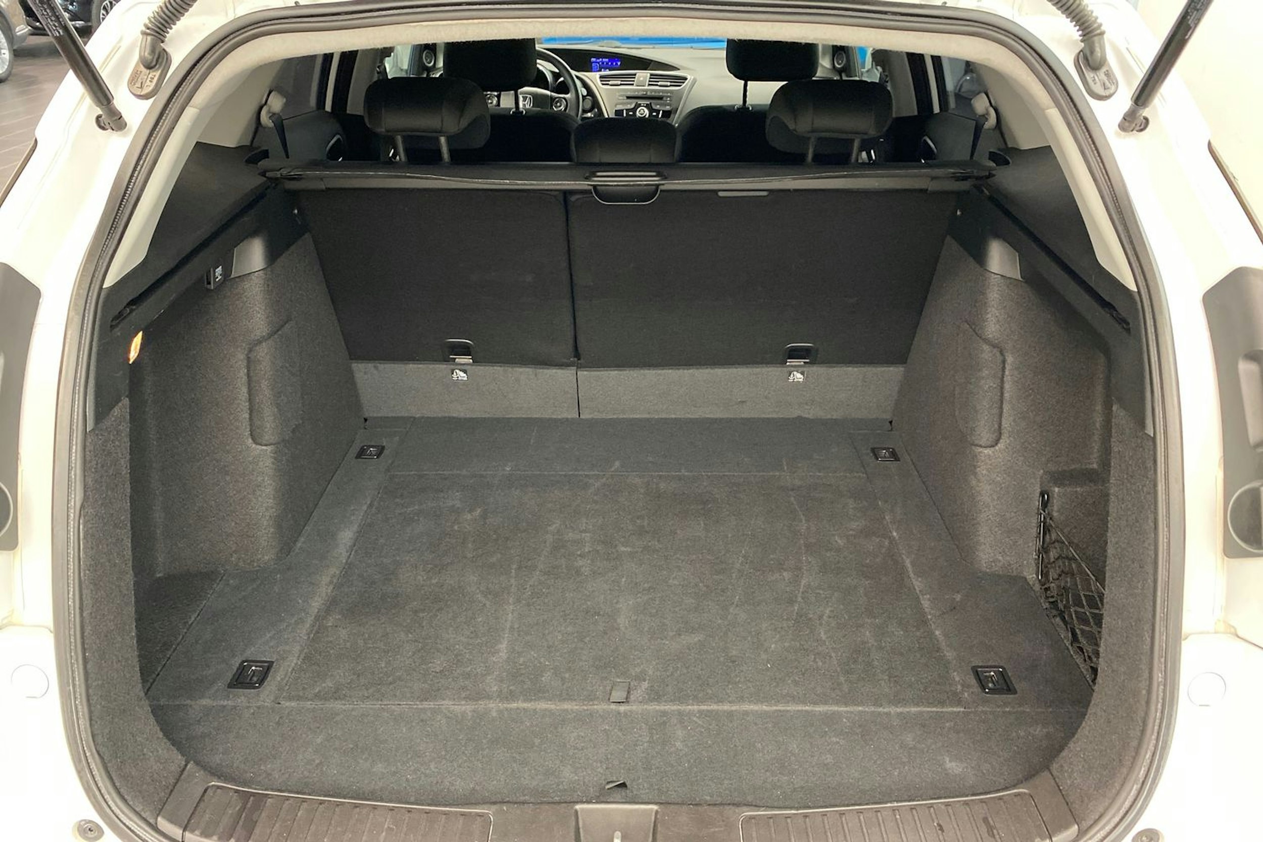 valkoinen Honda Civic 2016 kuva 28.