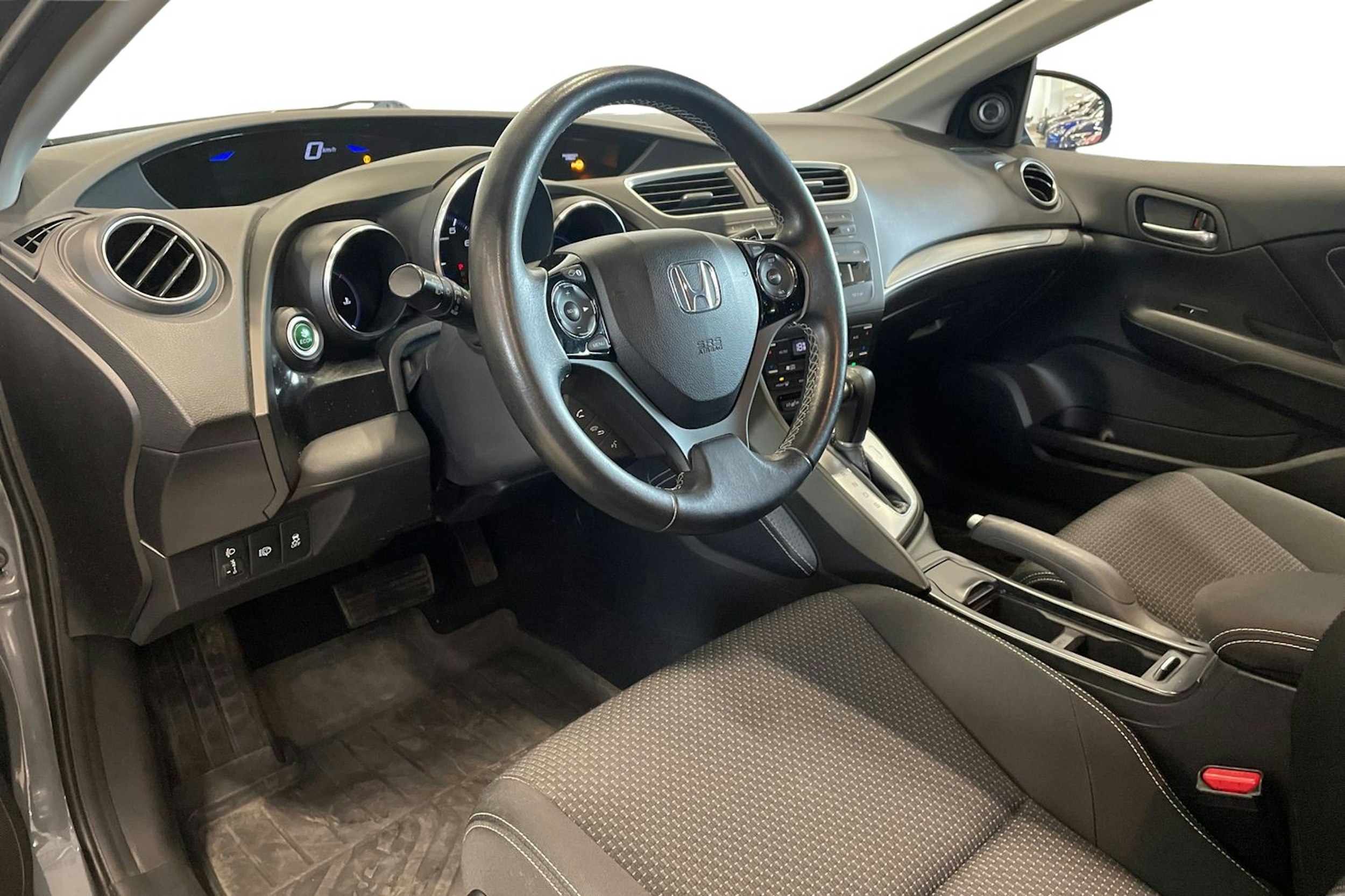 harmaa Honda Civic 2016 kuva 7.