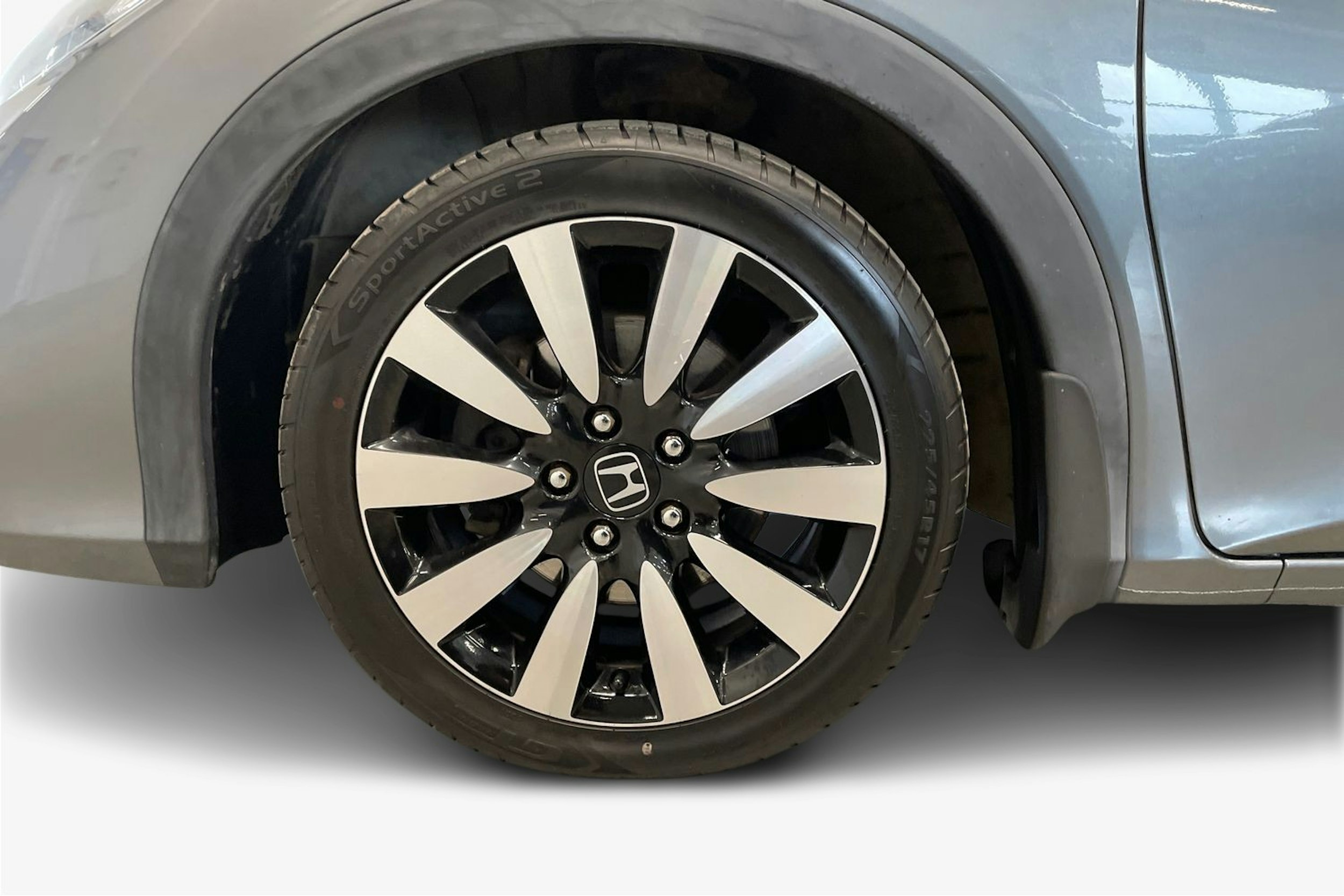 harmaa Honda Civic 2016 kuva 11.