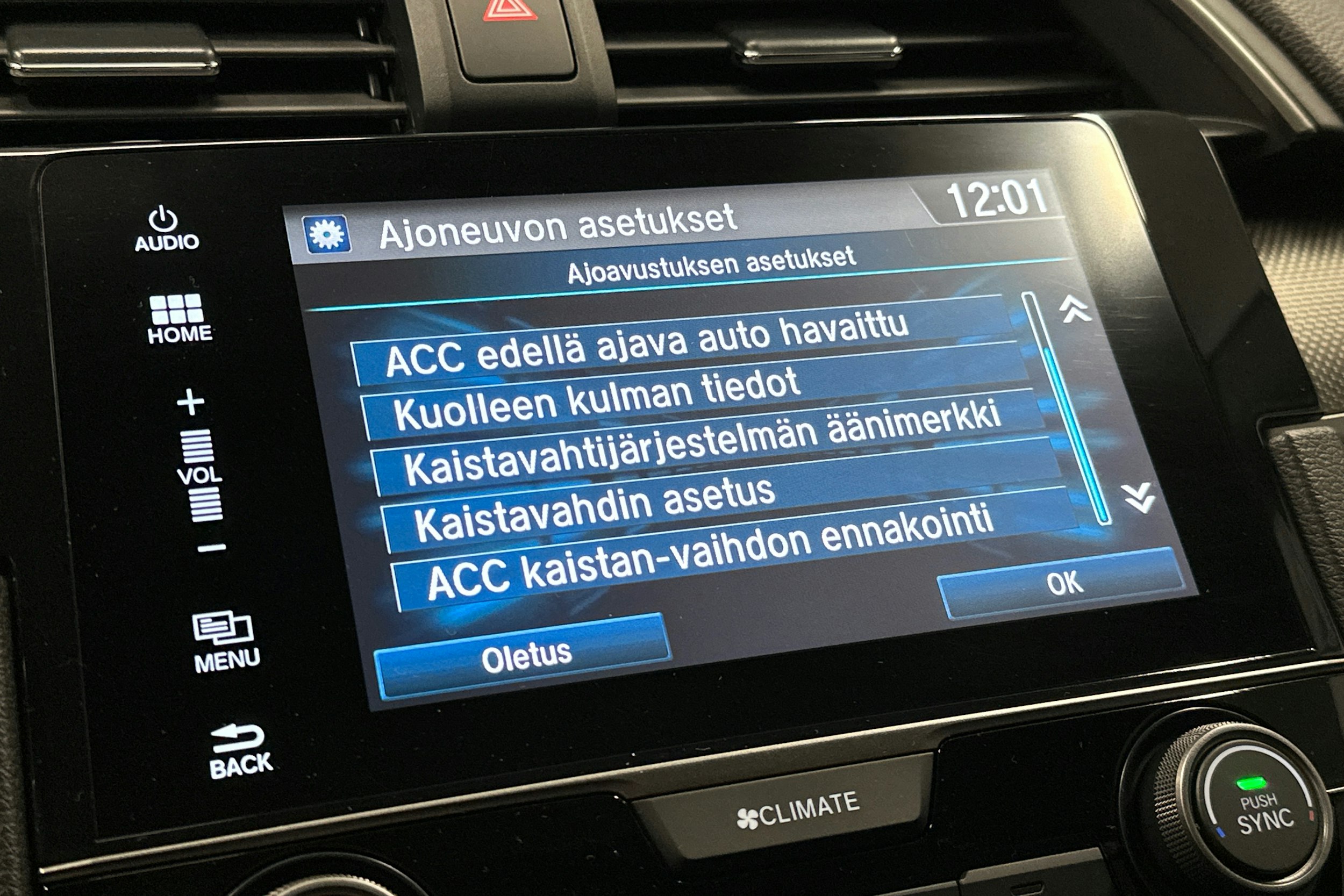 Sininen Honda CIVIC 2017 kuva 22.