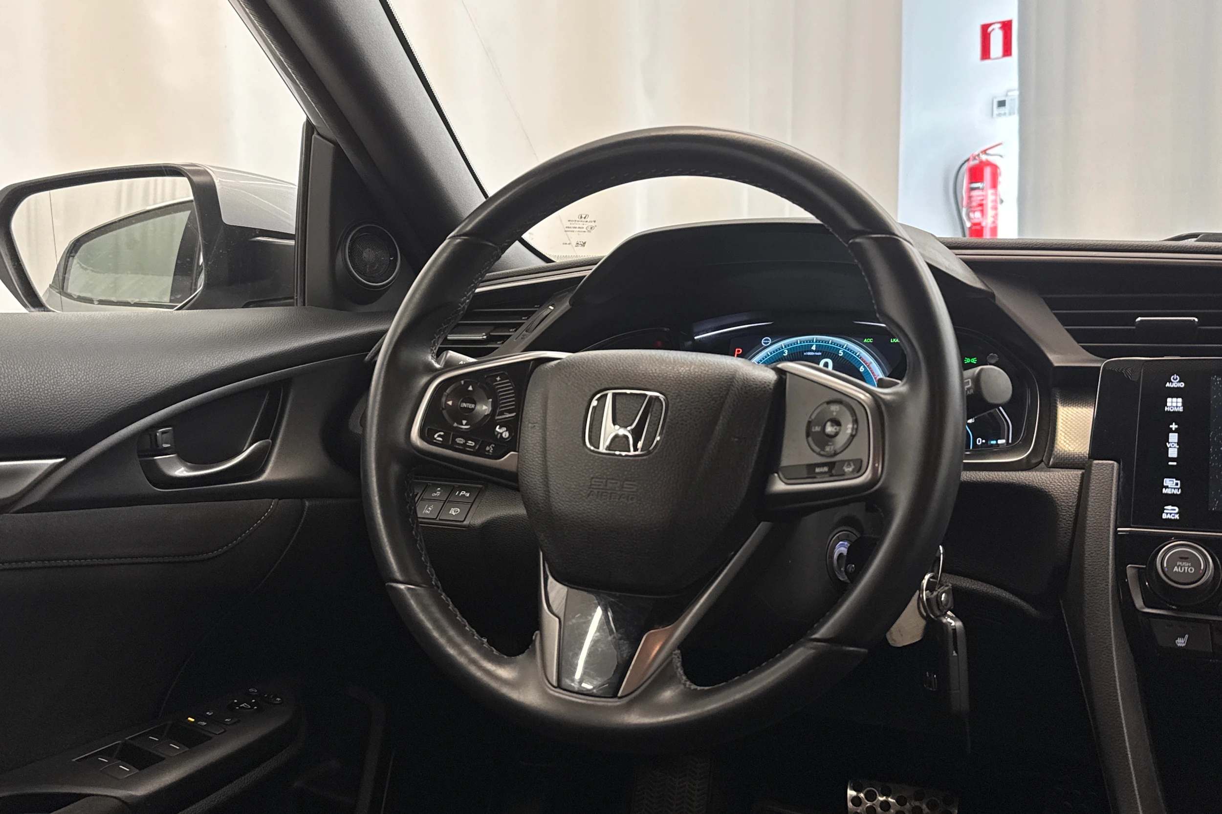 Hopea Honda CIVIC 2017 kuva 15.