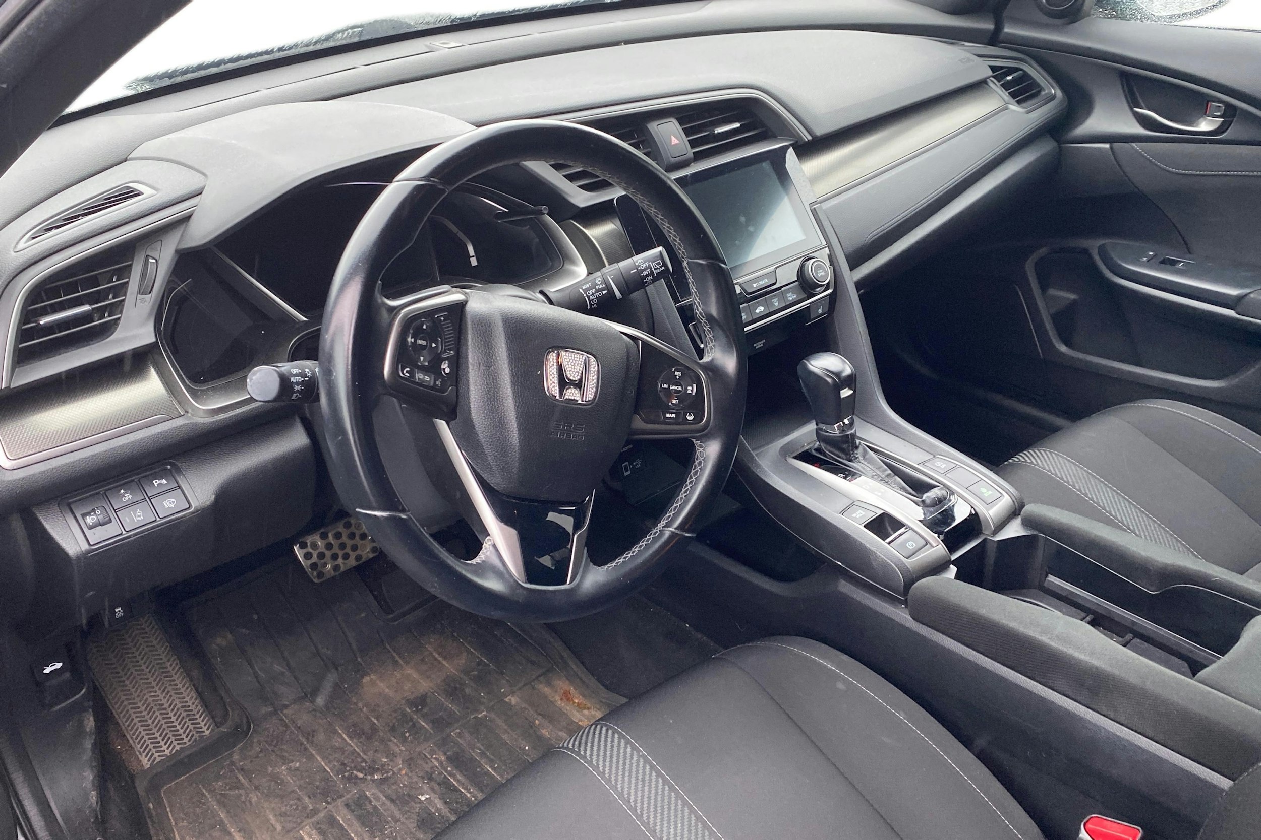 harmaa Honda Civic 2017 kuva 3.