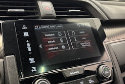 musta Honda Civic 2017 kuva 24.