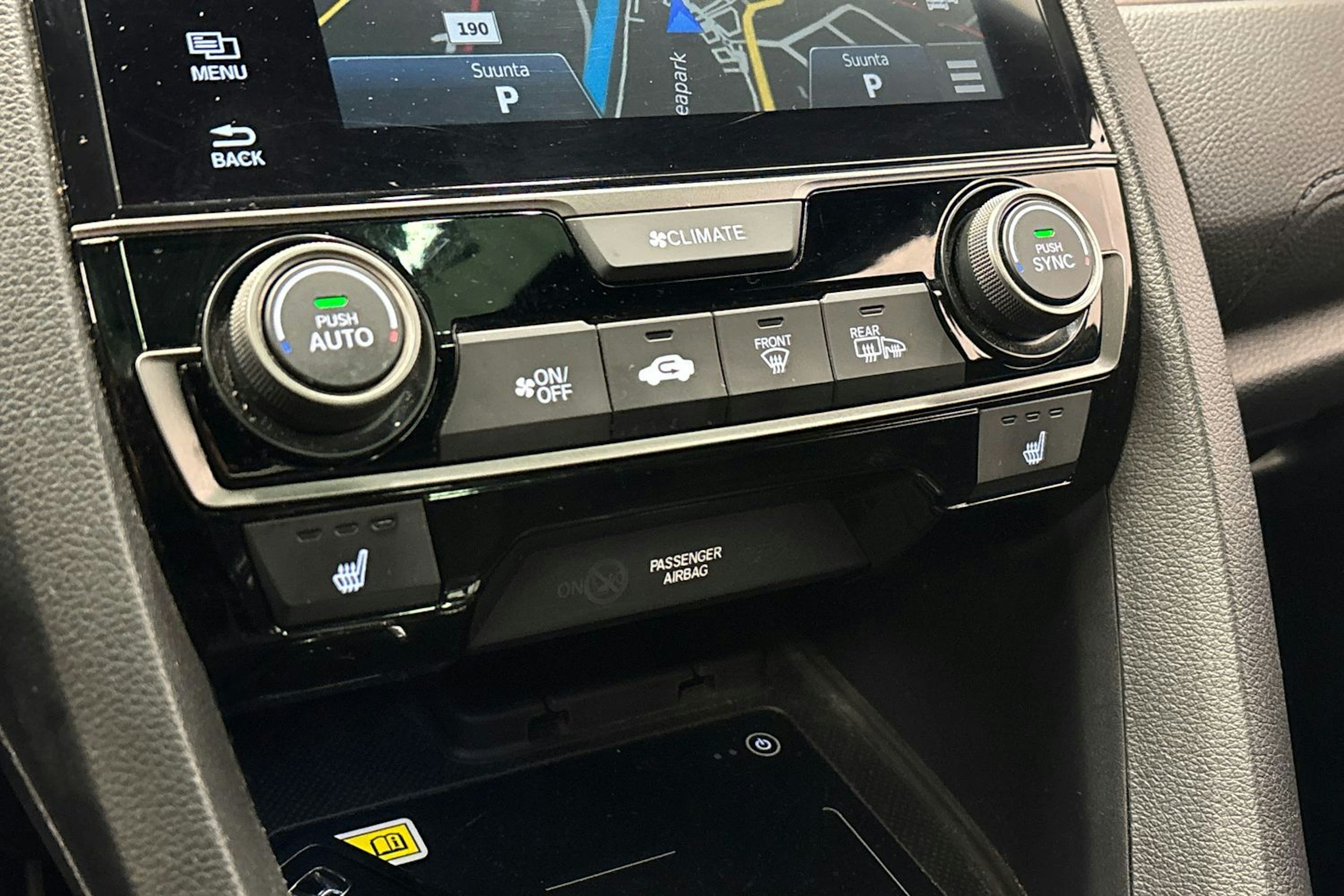 musta Honda Civic 2017 kuva 27.