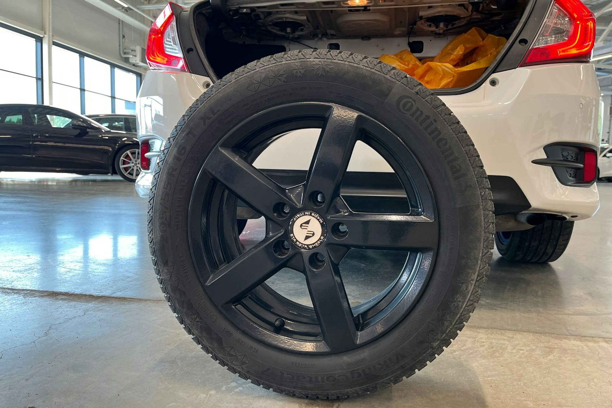 valkoinen Honda Civic 2018 kuva 35.