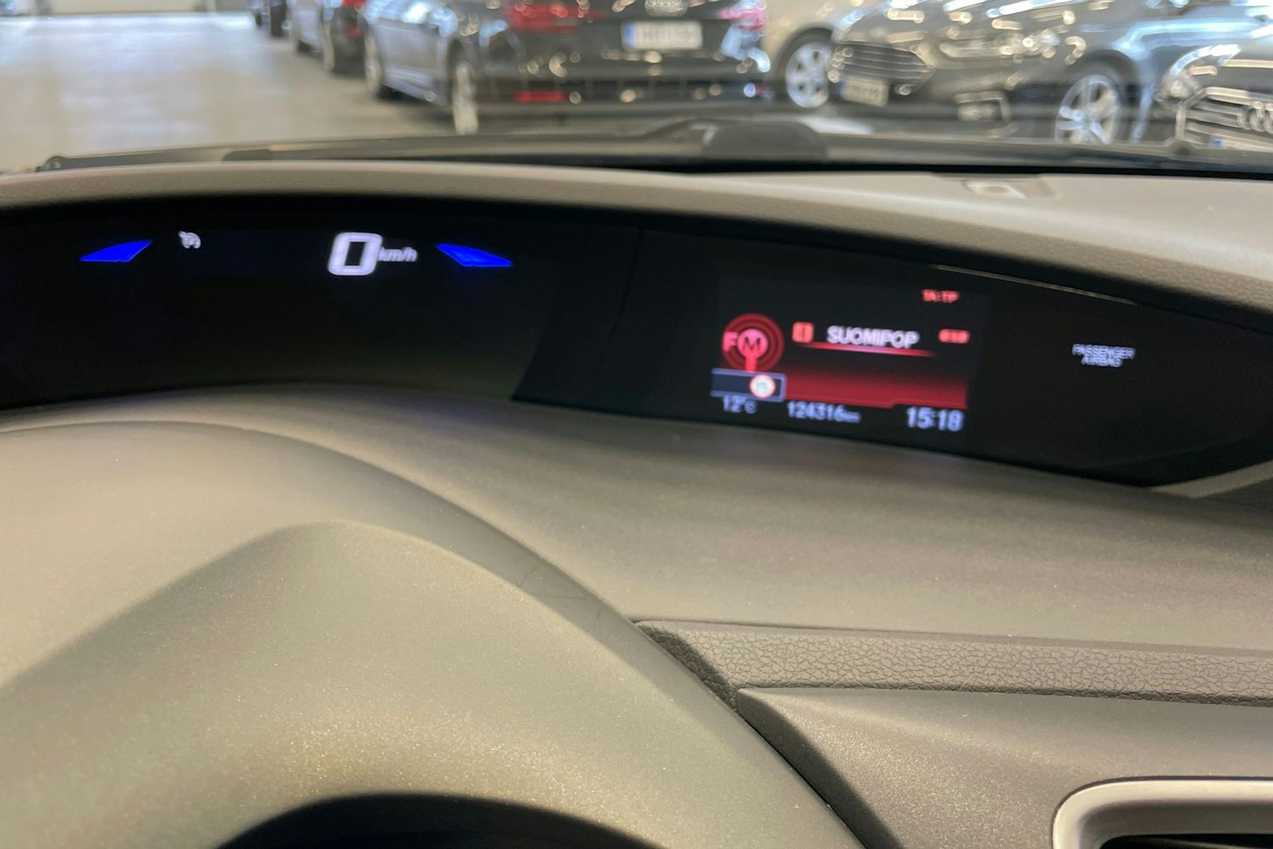 Musta Honda CIVIC 2018 kuva 17.