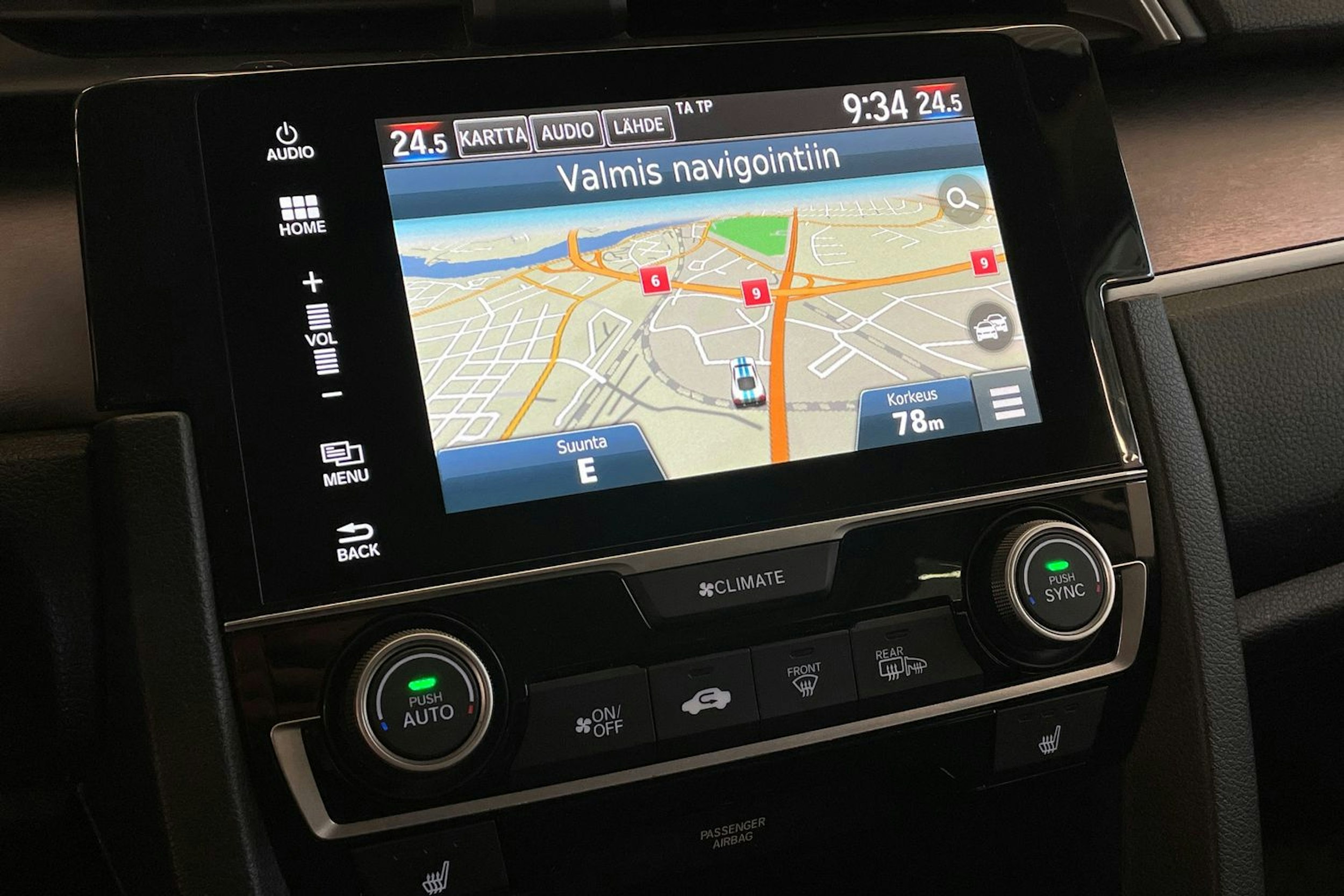 valkoinen Honda Civic 2018 kuva 17.