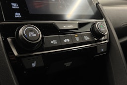 musta Honda Civic 2019 kuva 26.