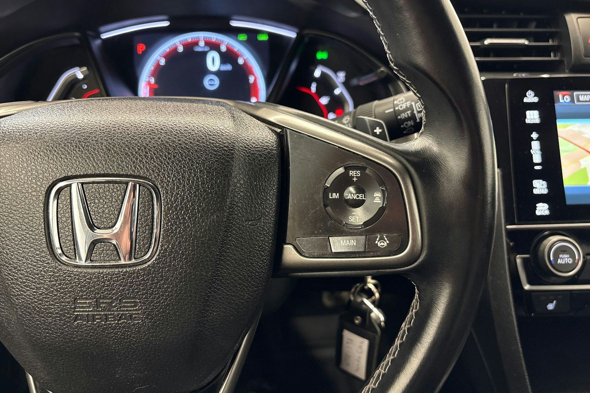 harmaa Honda Civic 2019 kuva 17.