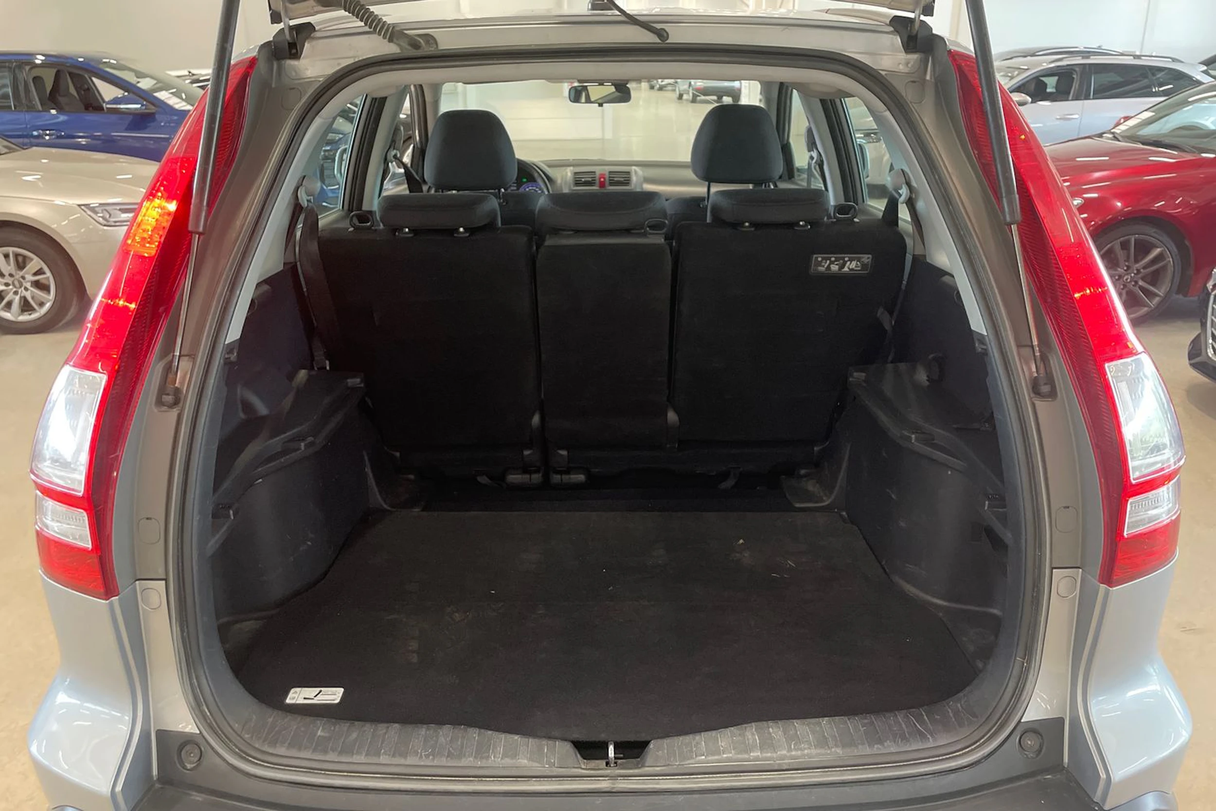harmaa Honda CR-V 2007 kuva 20.