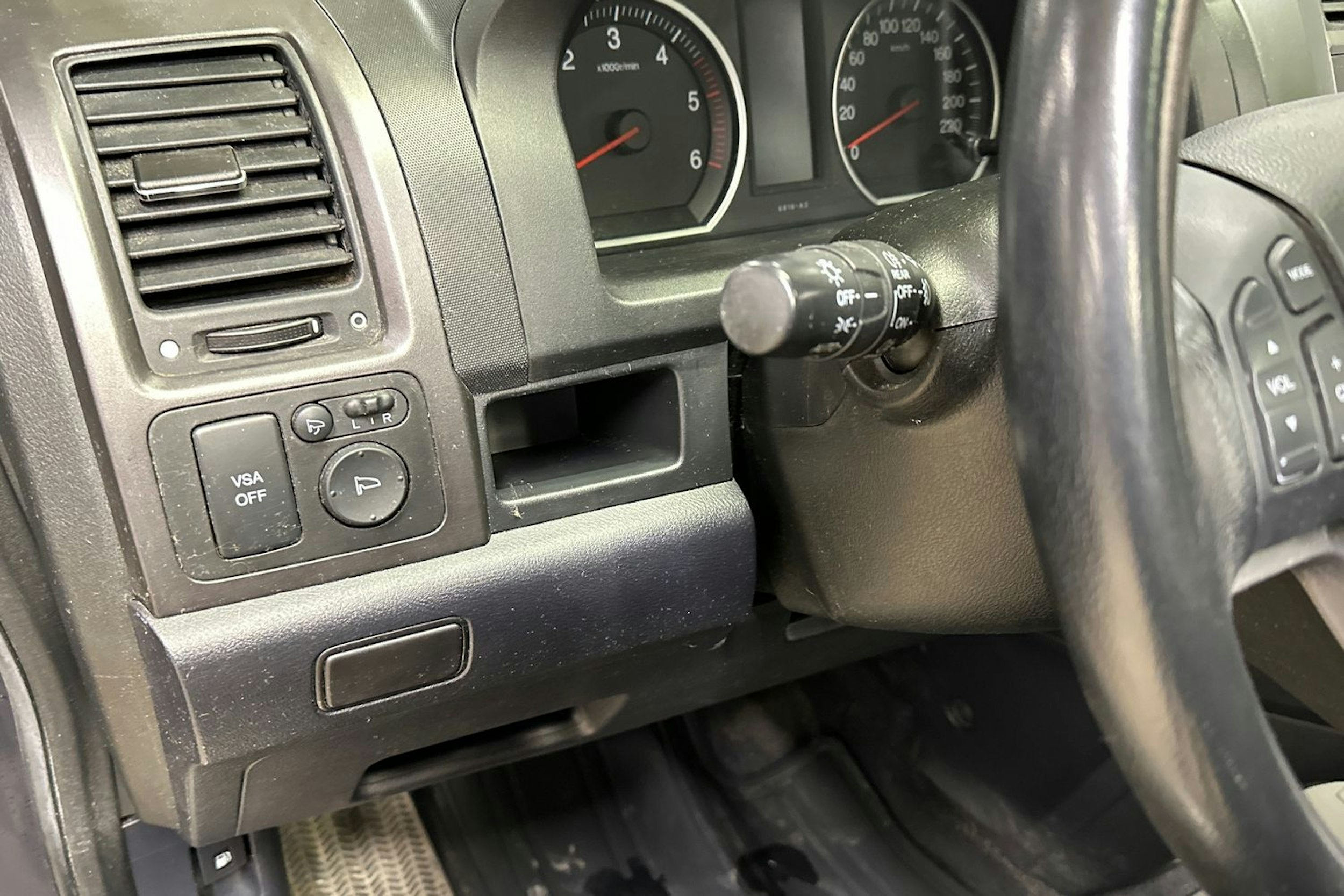 harmaa Honda CR-V 2009 kuva 16.