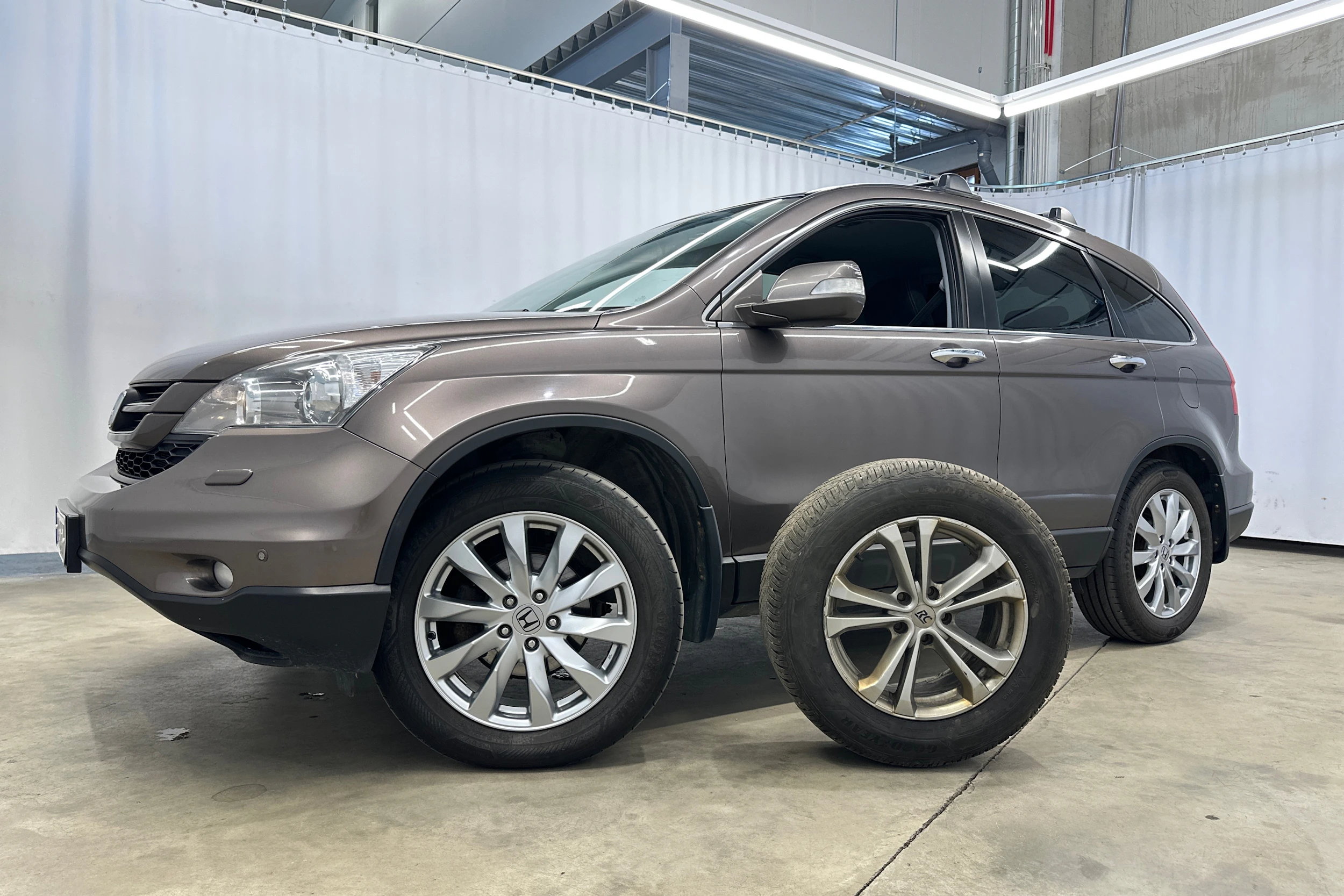 ruskea (beige) Honda CR-V 2010 kuva 23.