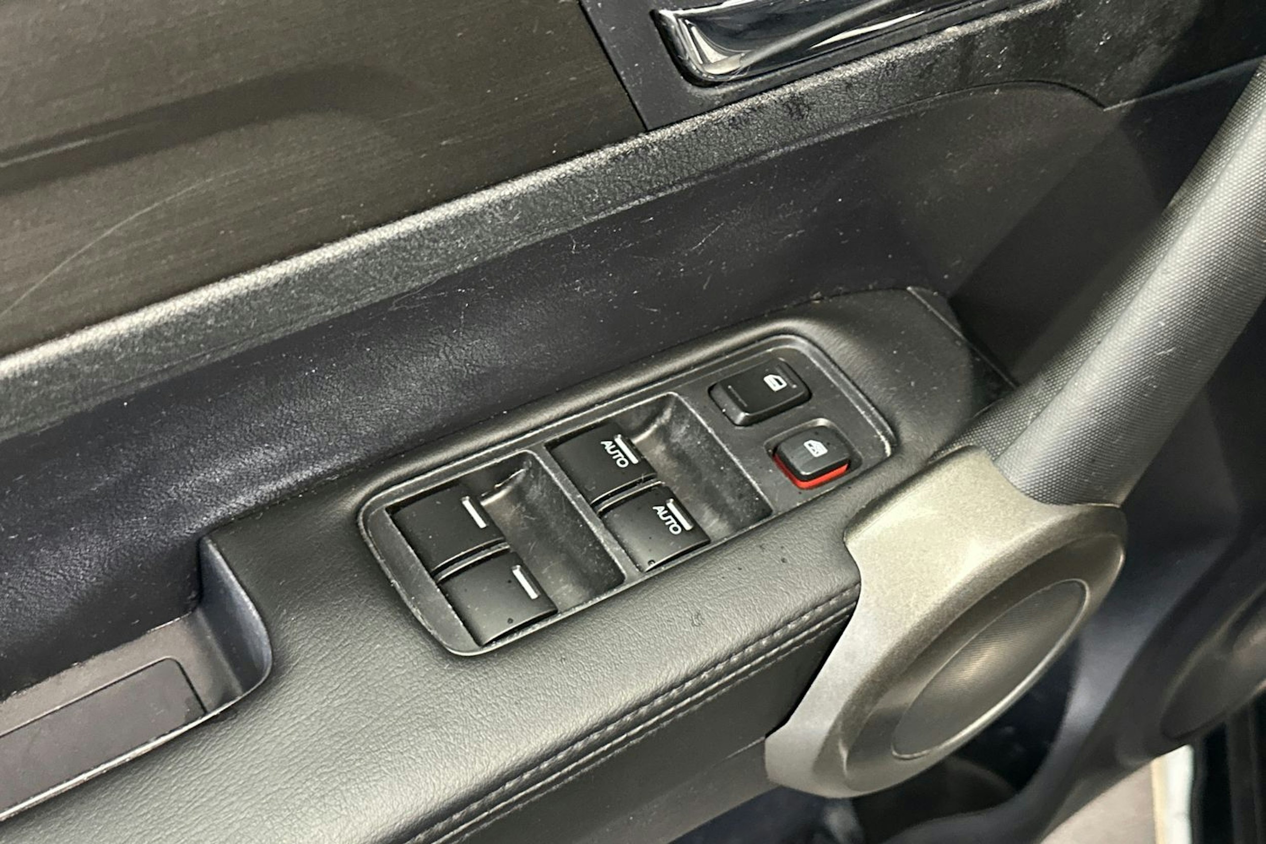 musta Honda CR-V 2010 kuva 16.