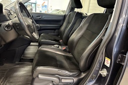 harmaa Honda CR-V 2011 kuva 17.