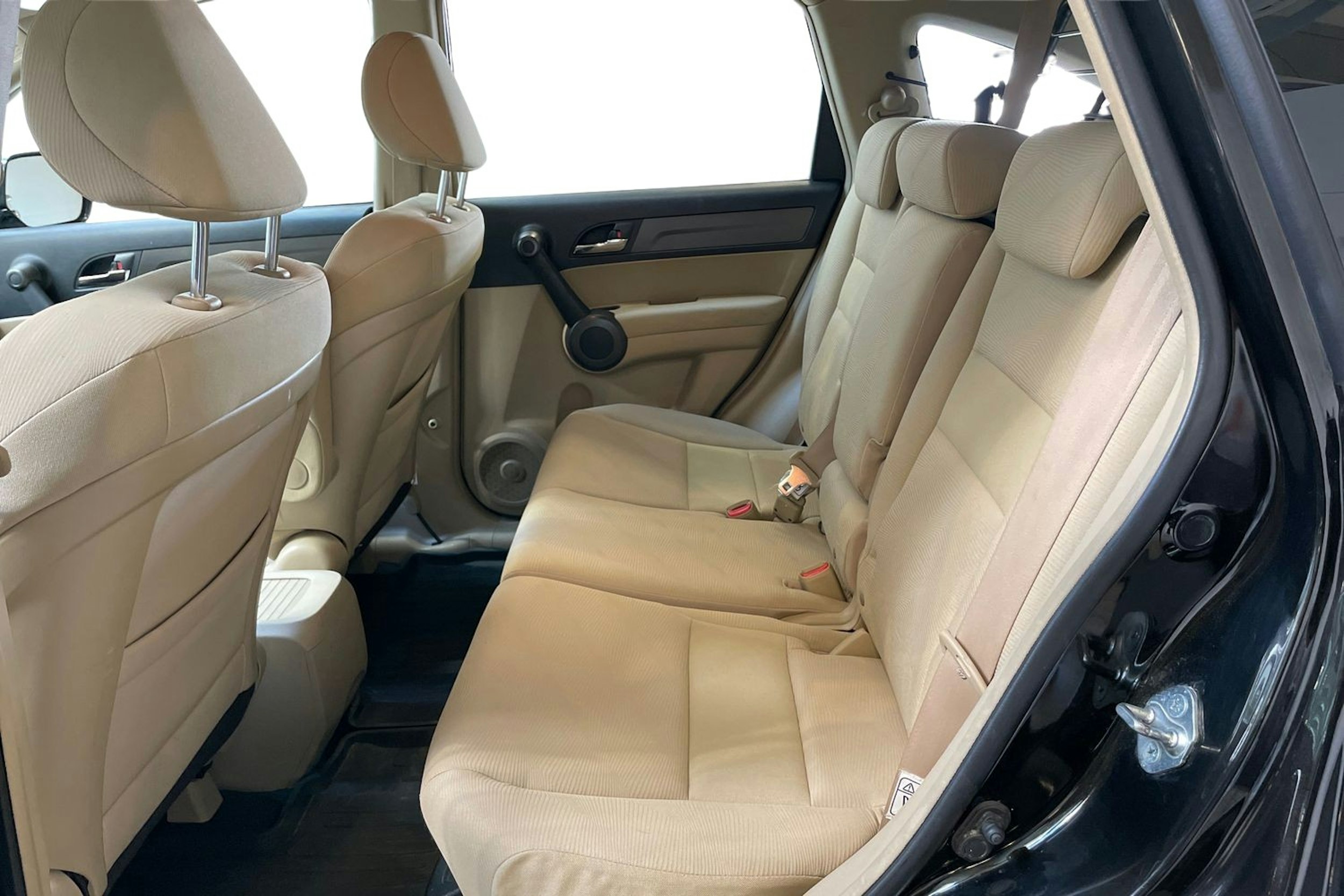 Musta Honda CR-V 2011 kuva 10.