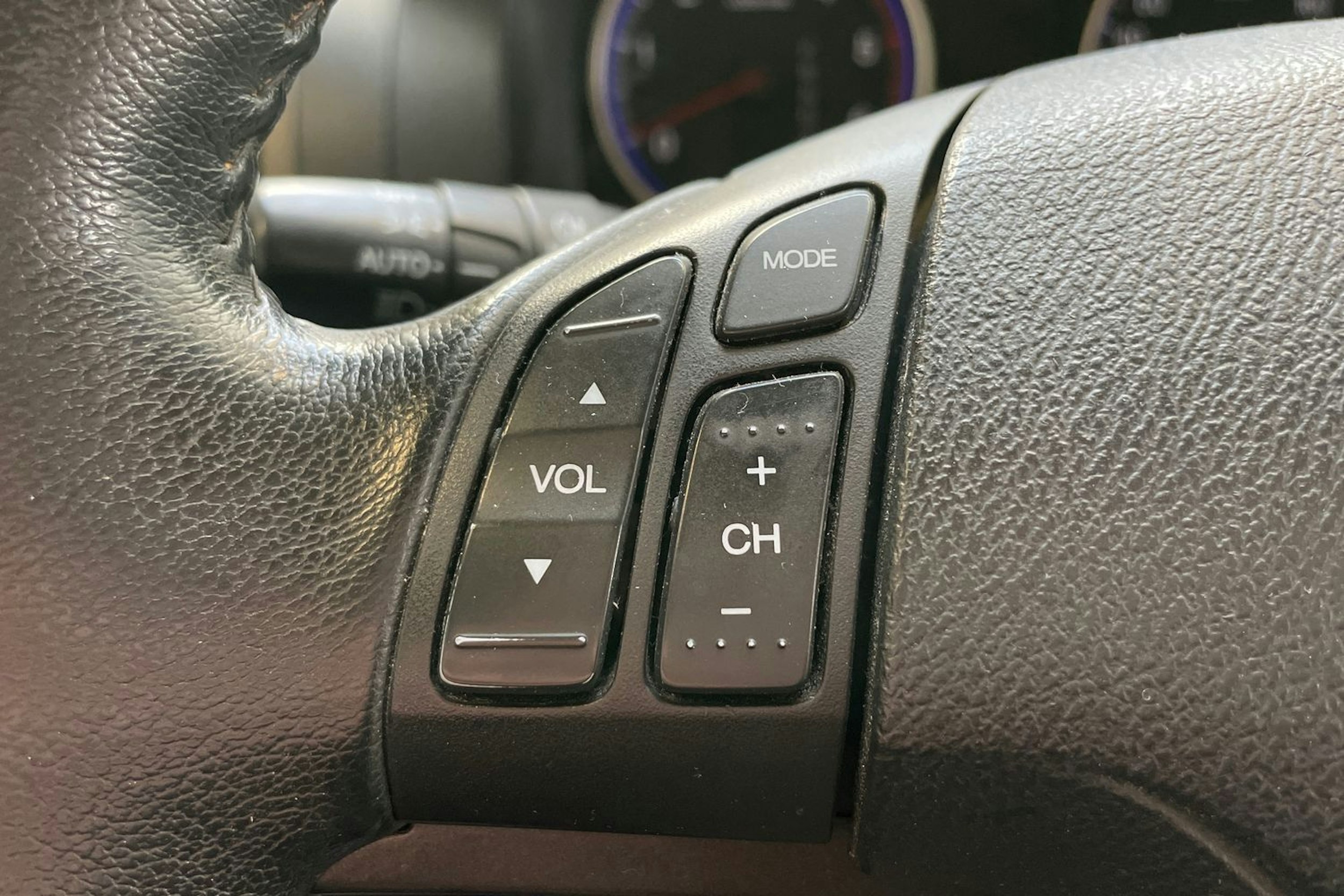 Musta Honda CR-V 2011 kuva 15.