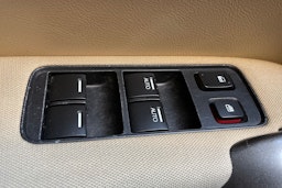 Musta Honda CR-V 2011 kuva 18.