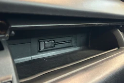 Valkoinen Honda CR-V 2011 kuva 30.