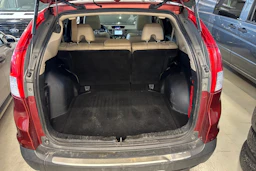 Punainen Honda CR-V 2013 kuva 13.