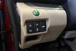 Punainen Honda CR-V 2013 kuva 18.