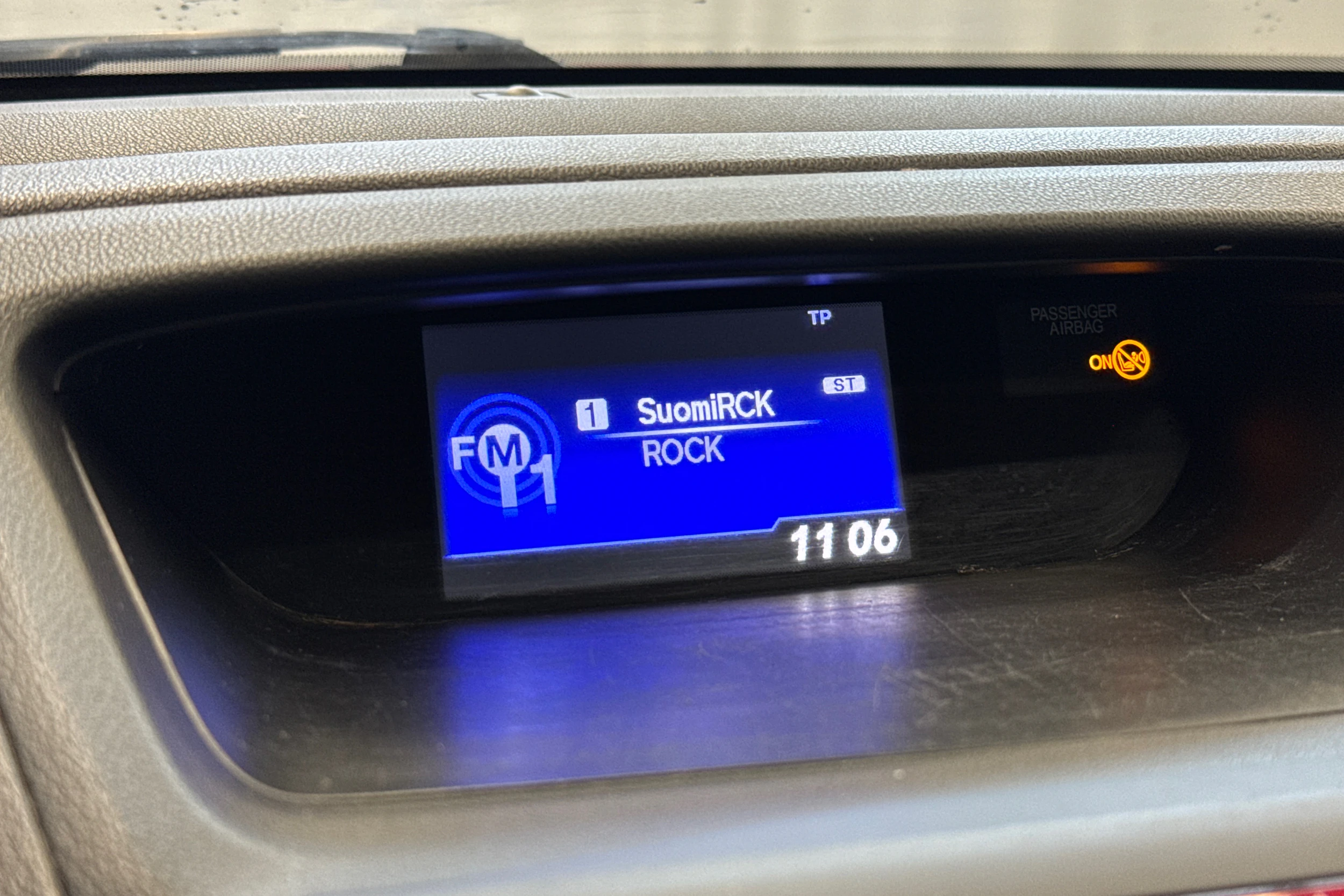 Punainen Honda CR-V 2013 kuva 23.