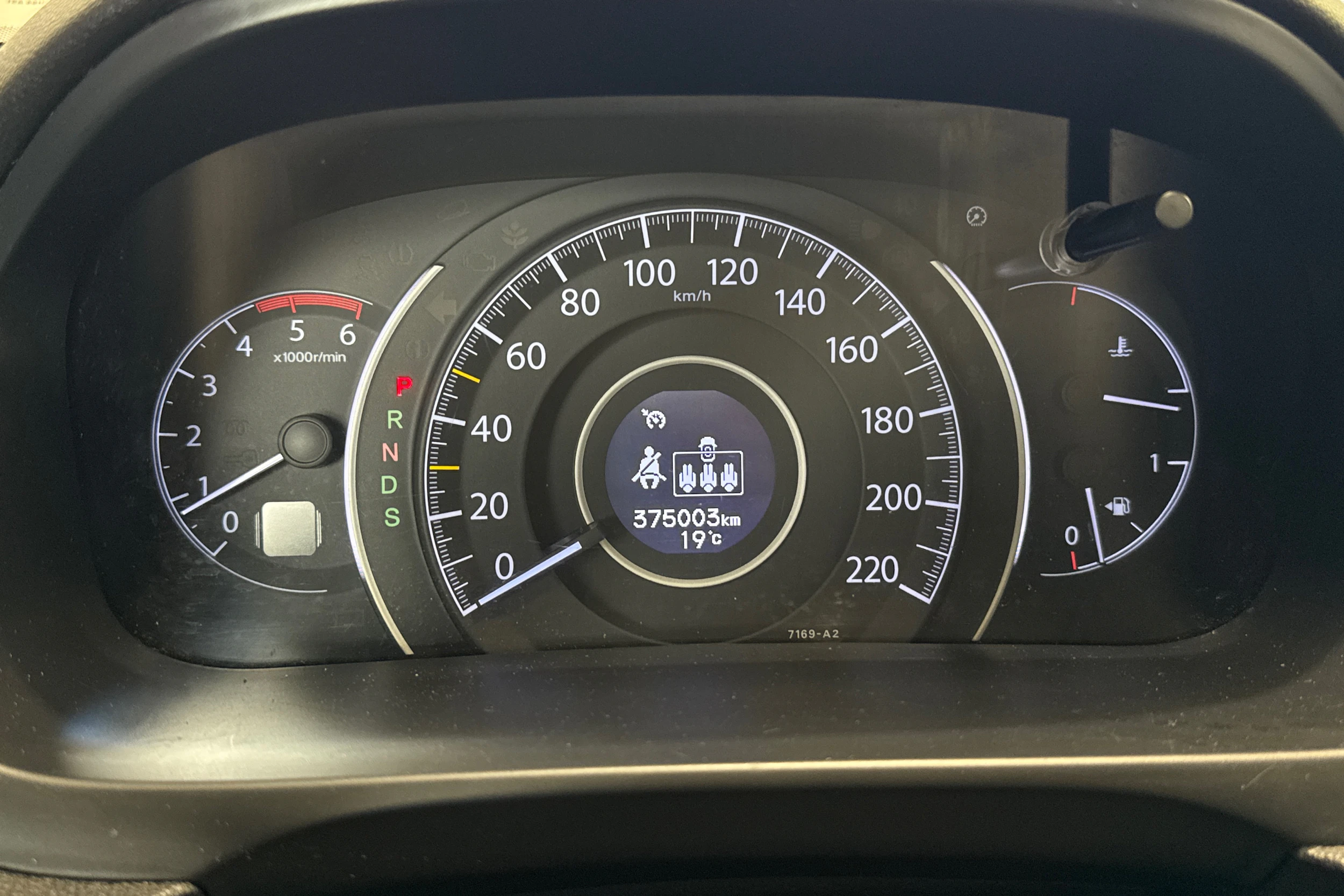 Punainen Honda CR-V 2013 kuva 24.