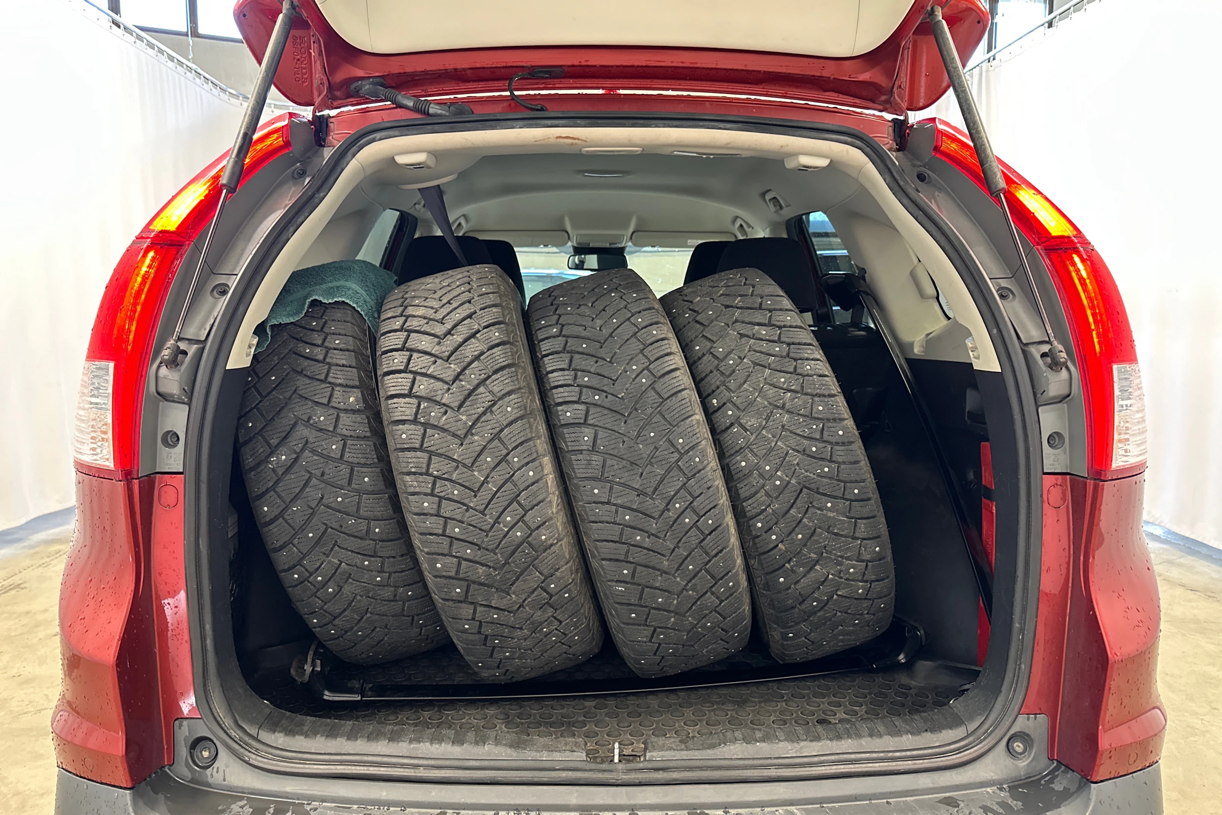 punainen Honda CR-V 2013 kuva 5.