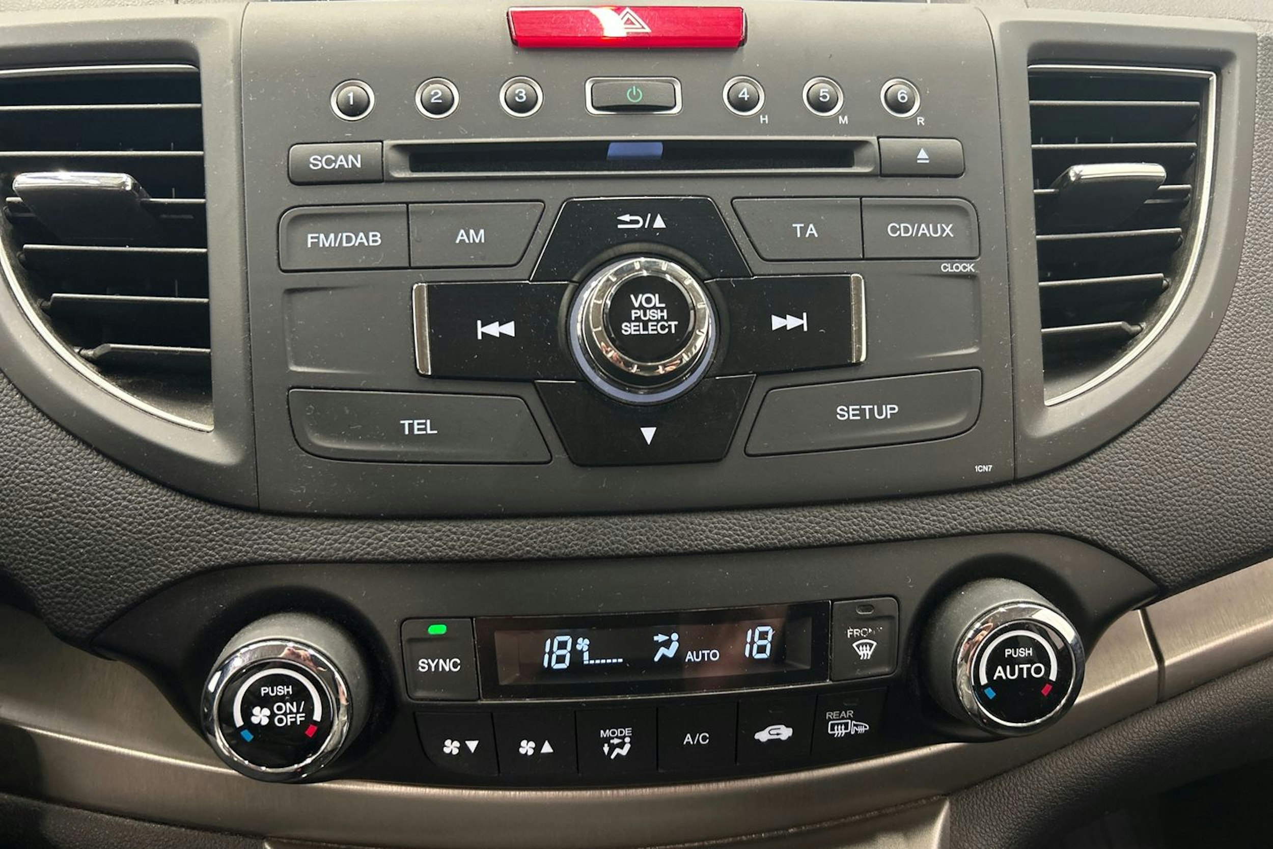 valkoinen Honda CR-V 2014 kuva 23.