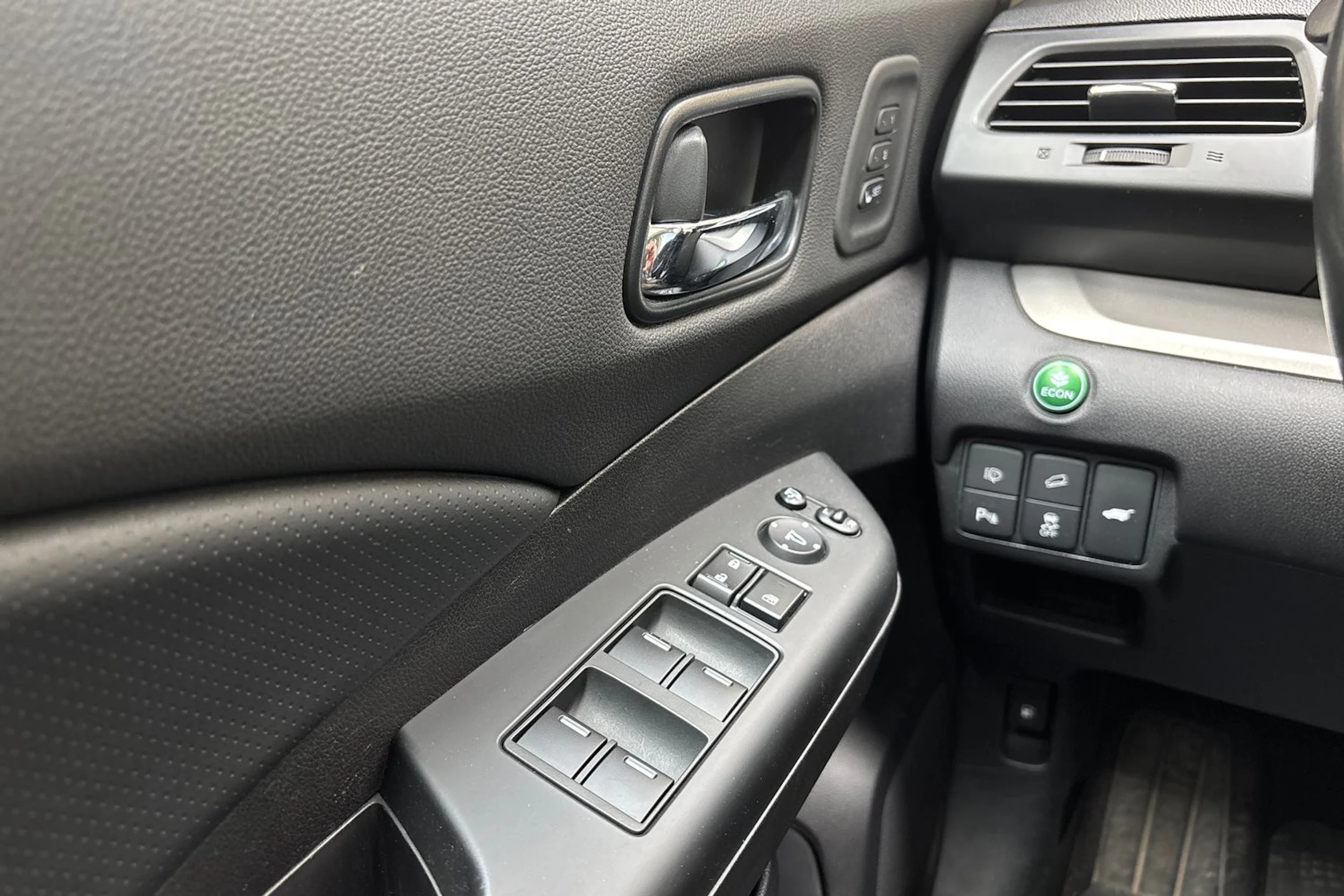 musta Honda CR-V 2014 kuva 14.