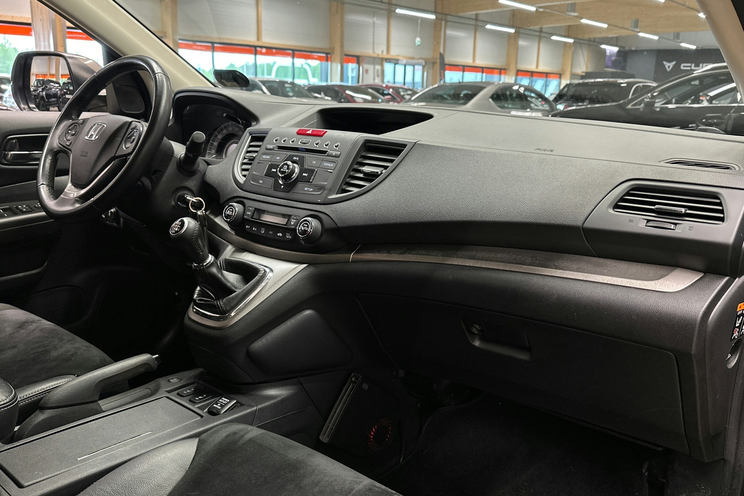 ruskea (beige) Honda CR-V 2015 kuva 12.