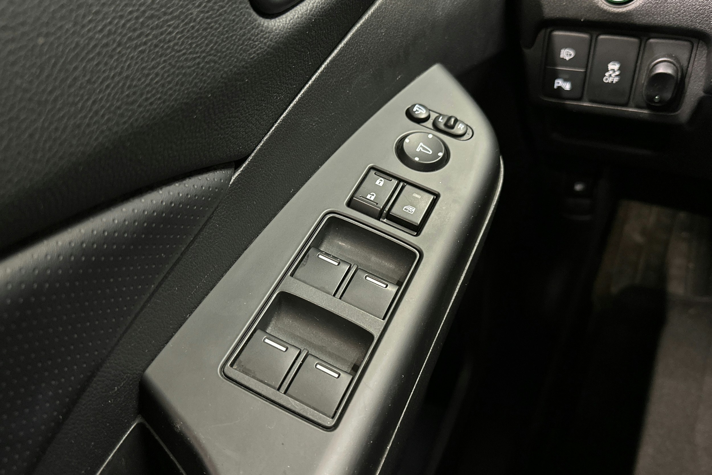 ruskea (beige) Honda CR-V 2015 kuva 26.