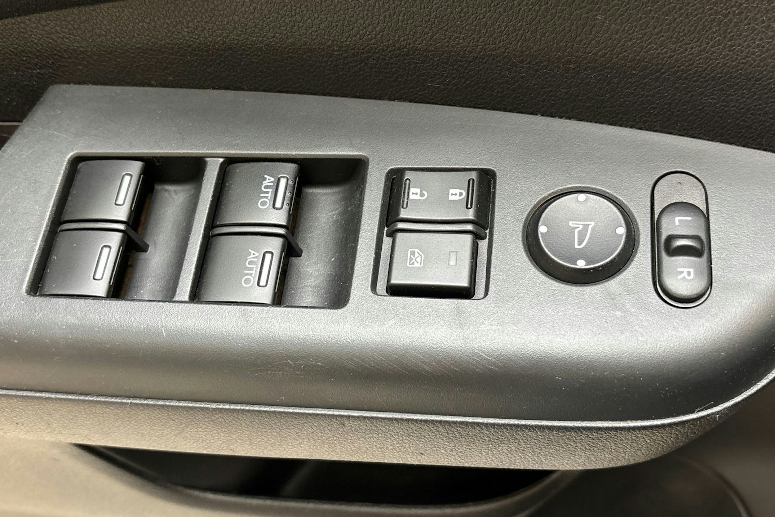 ruskea (beige) Honda CR-V 2015 kuva 14.