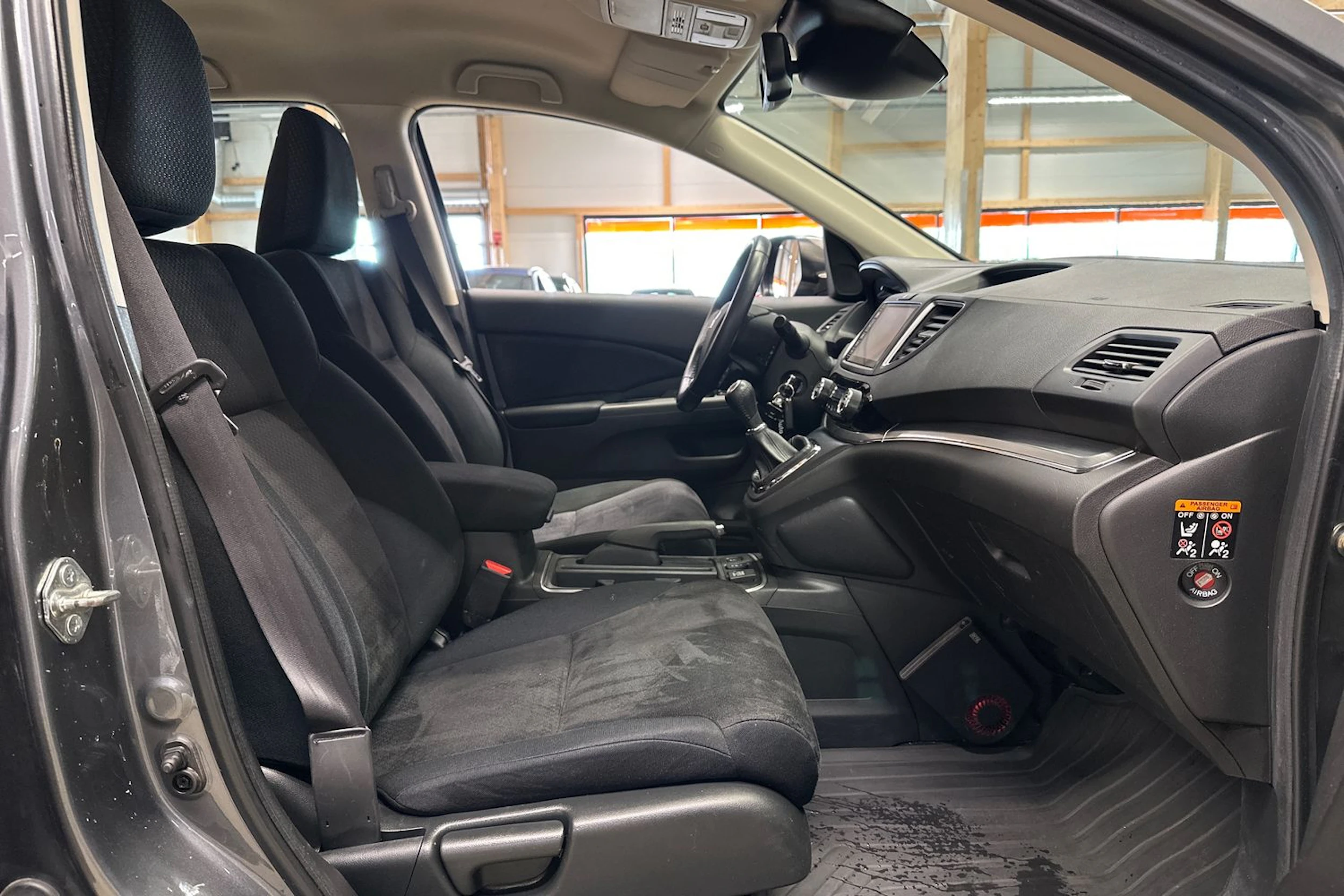 harmaa Honda CR-V 2016 kuva 11.