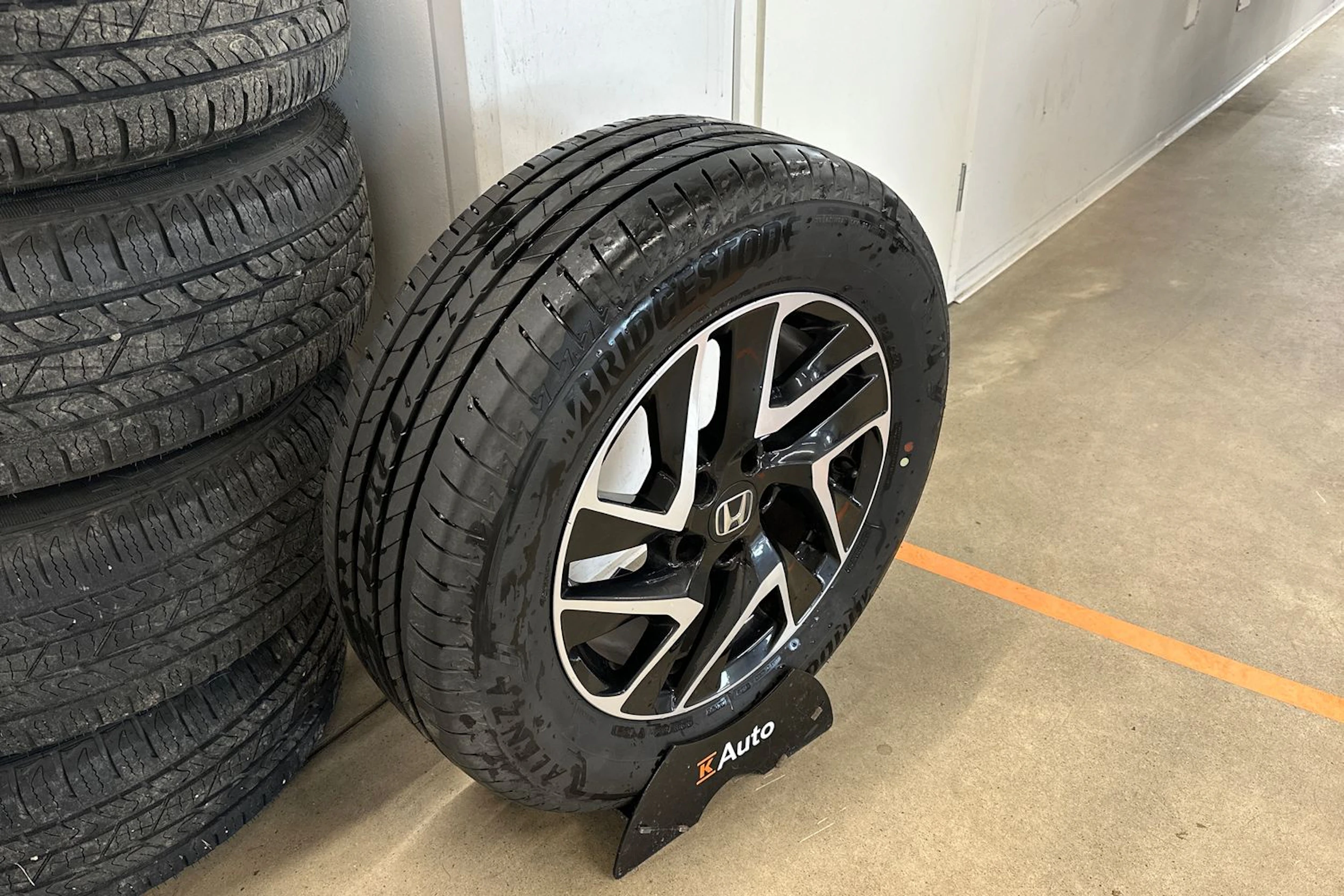 sininen Honda CR-V 2016 kuva 10.