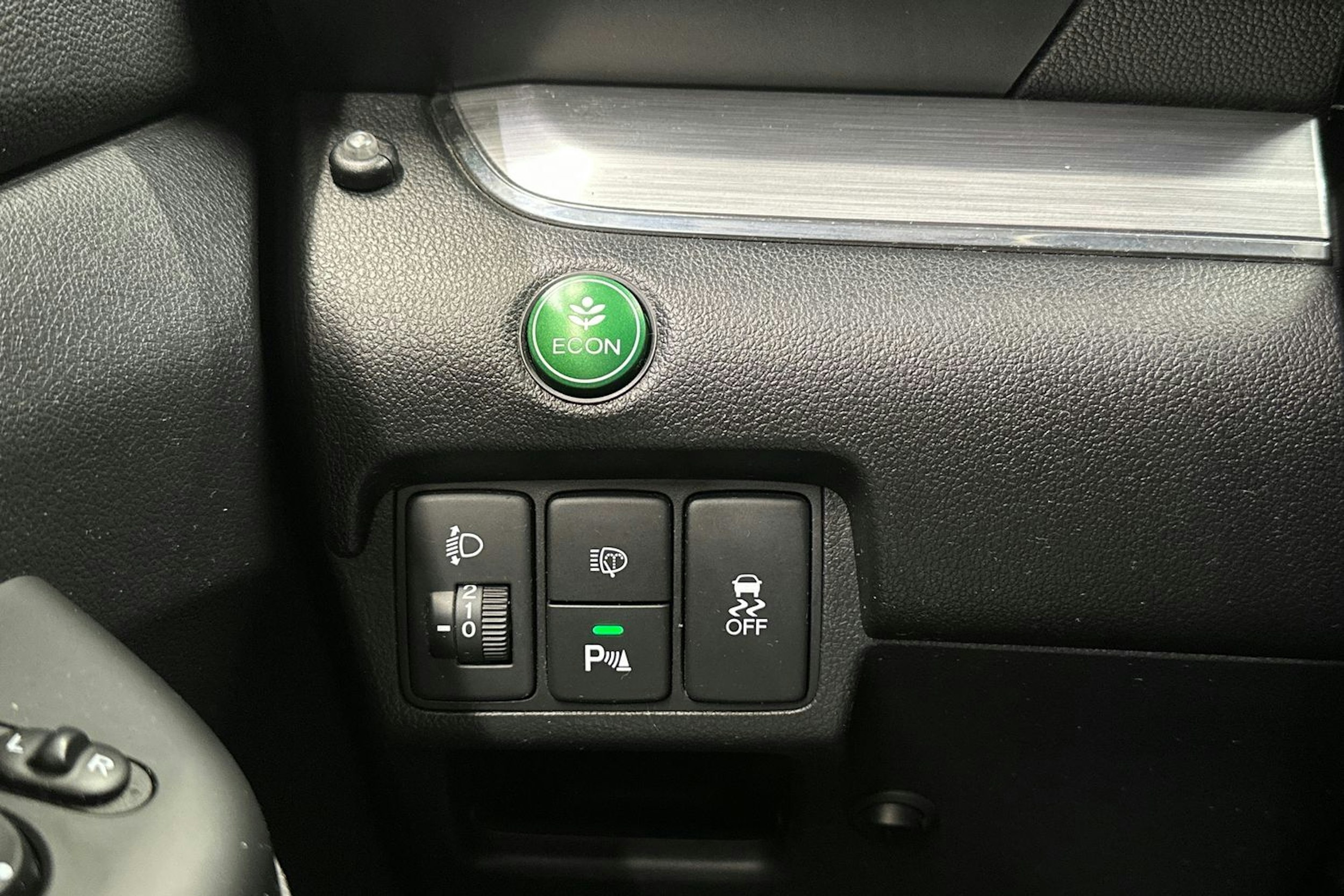 punainen Honda CR-V 2016 kuva 23.