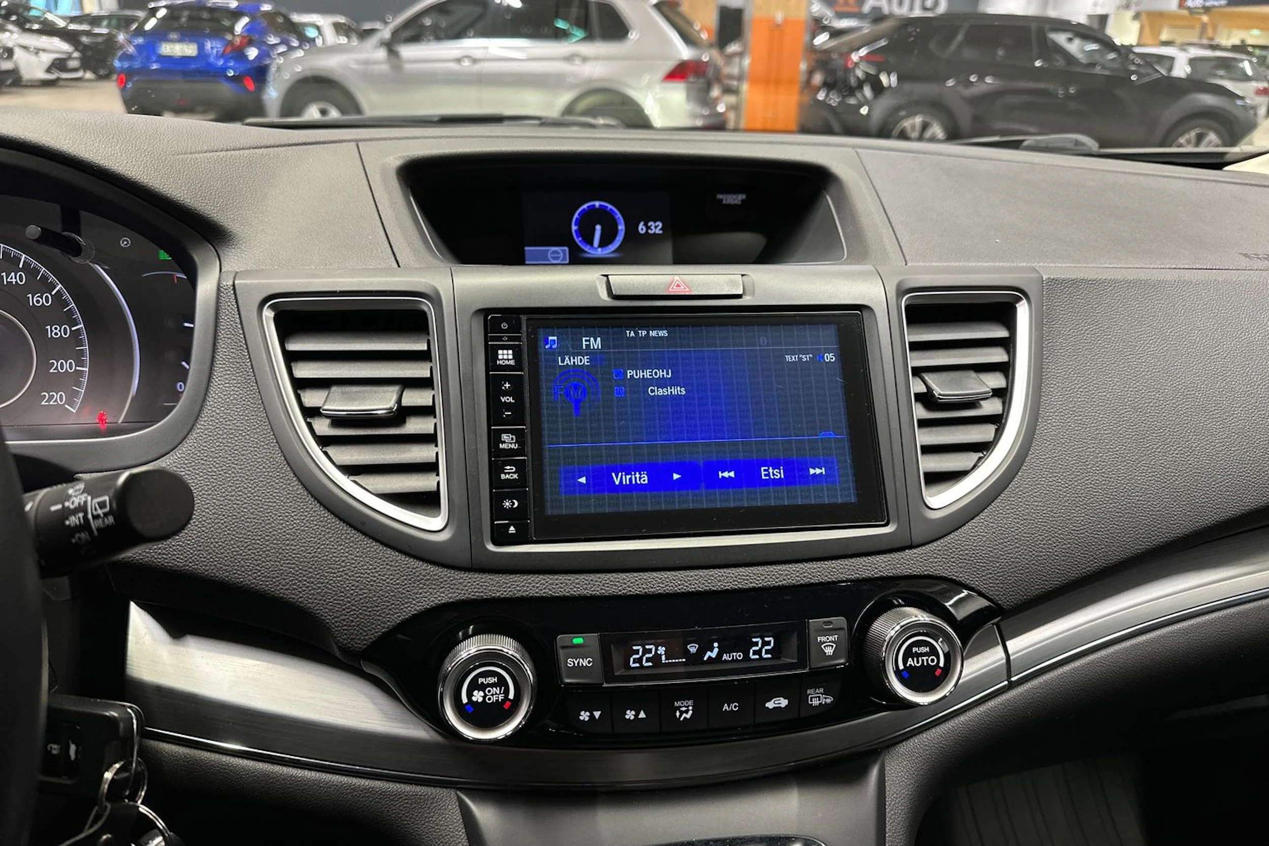 sininen Honda CR-V 2016 kuva 16.