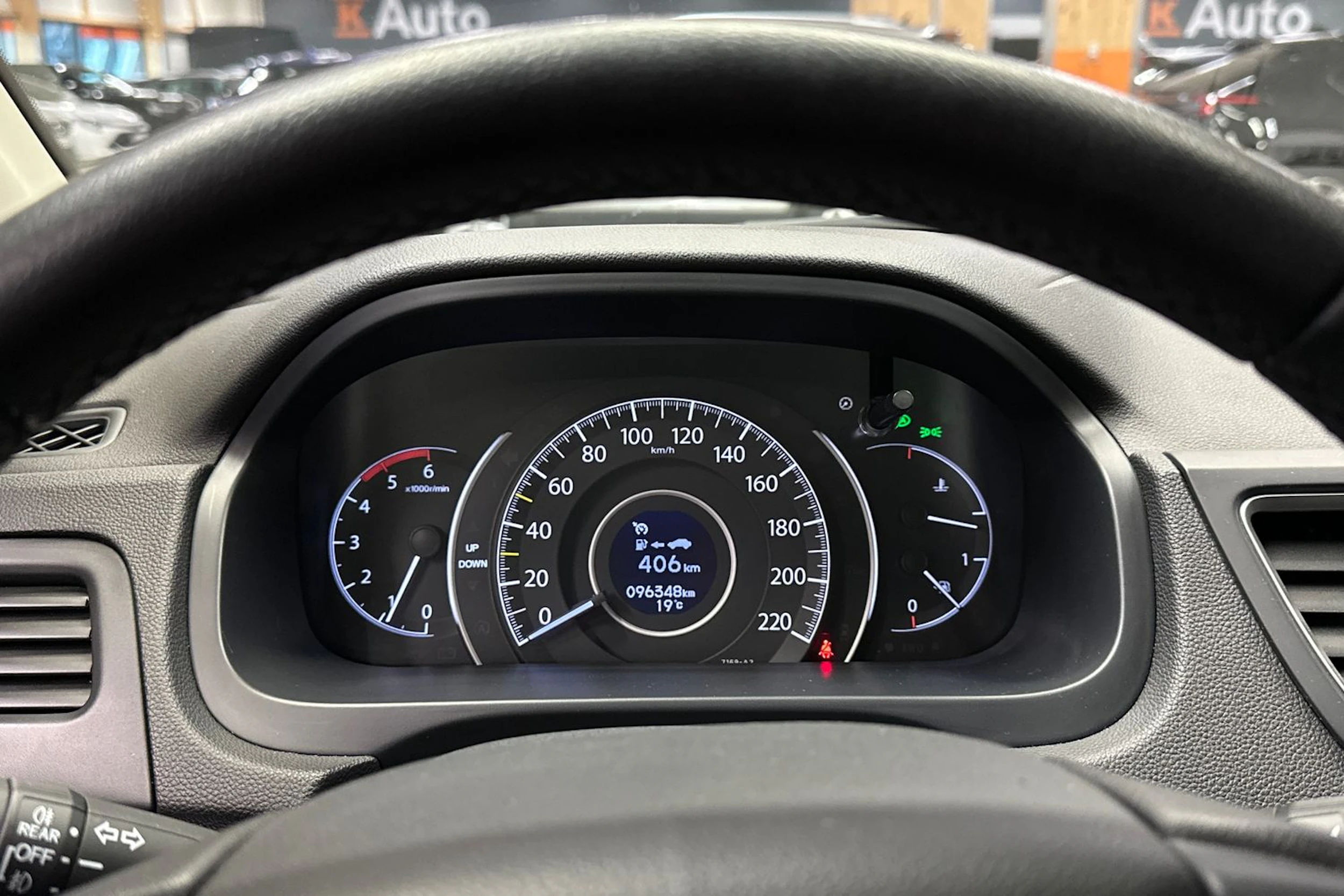 sininen Honda CR-V 2016 kuva 19.