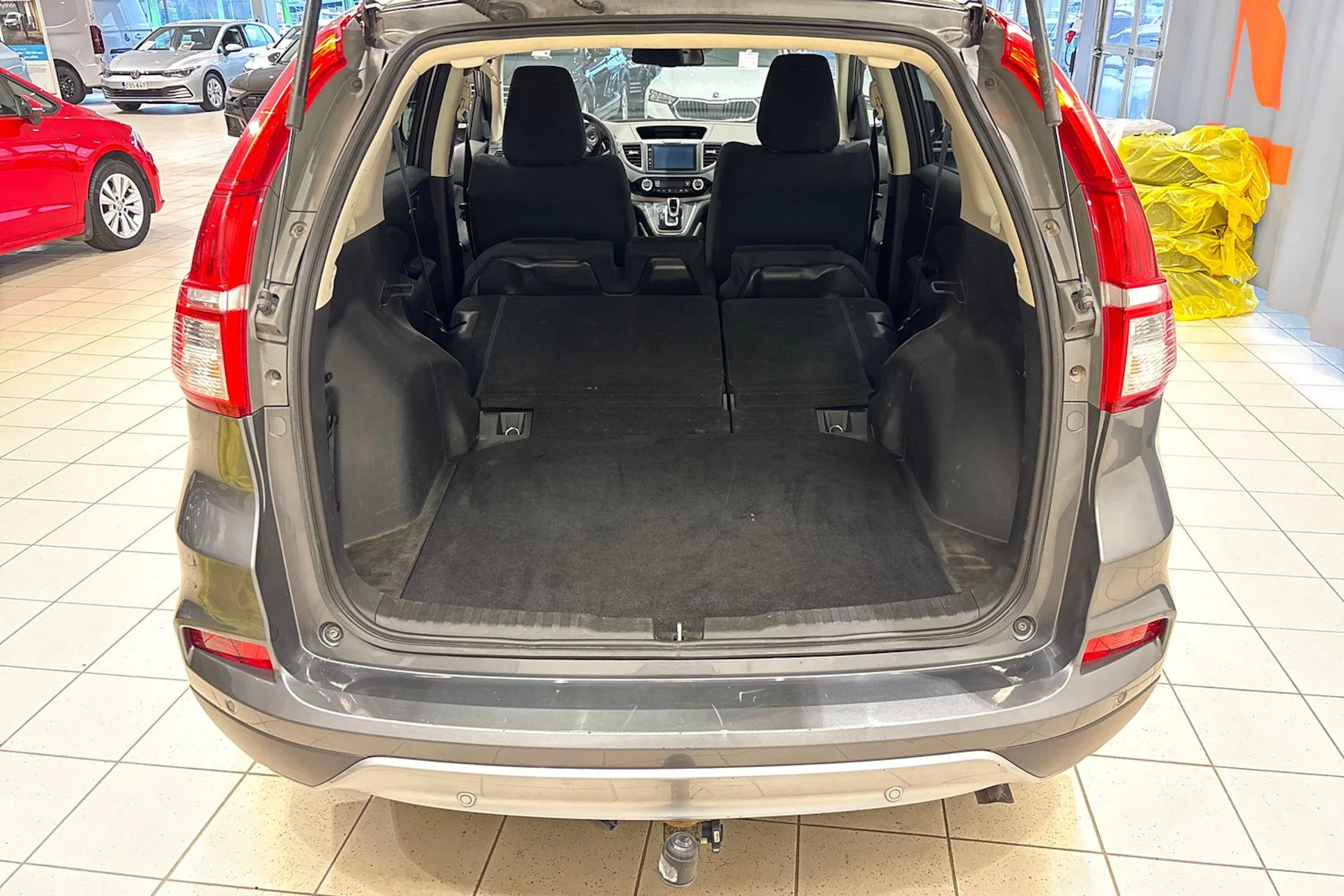 Harmaa Honda CR-V 2016 kuva 14.
