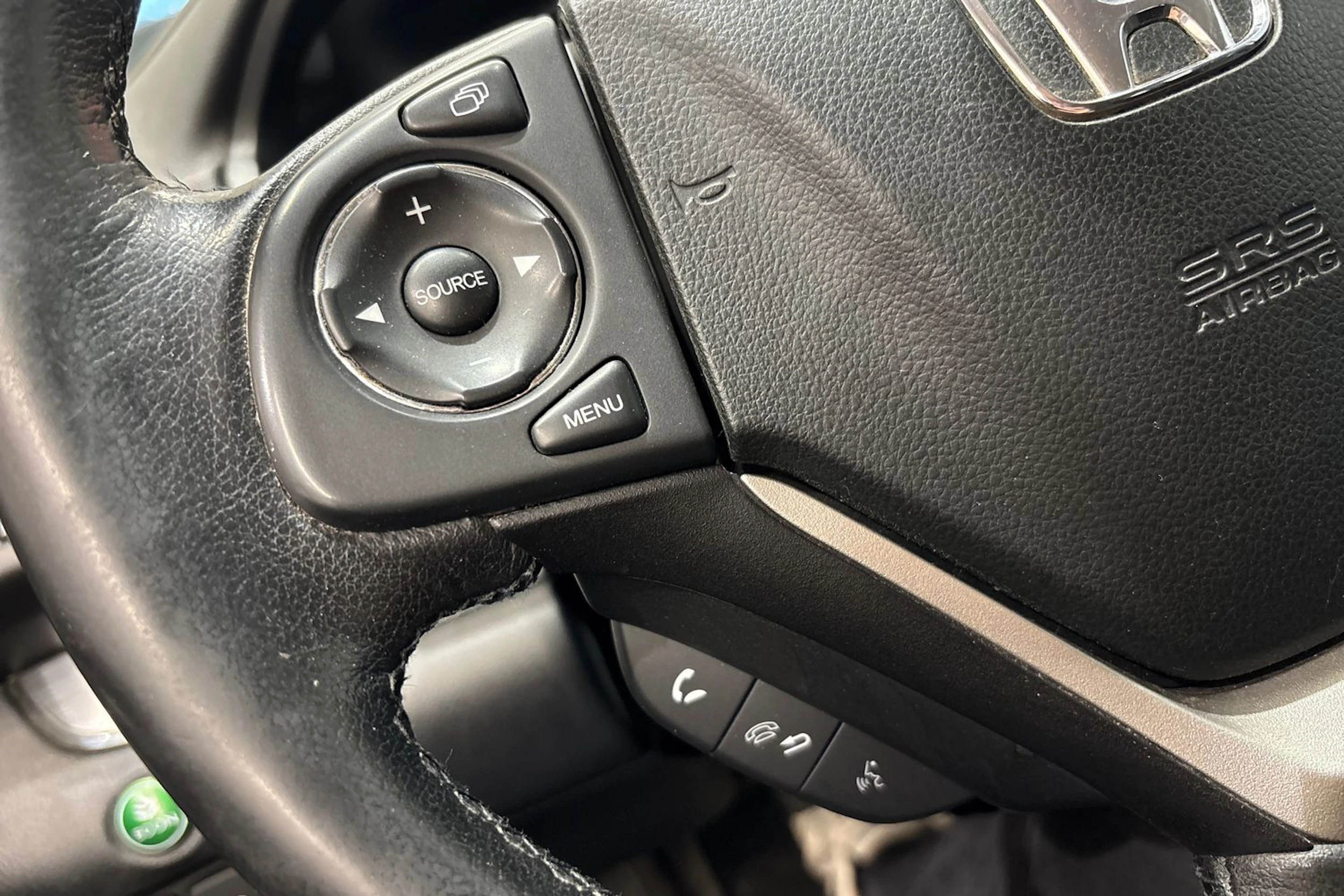 Harmaa Honda CR-V 2016 kuva 17.