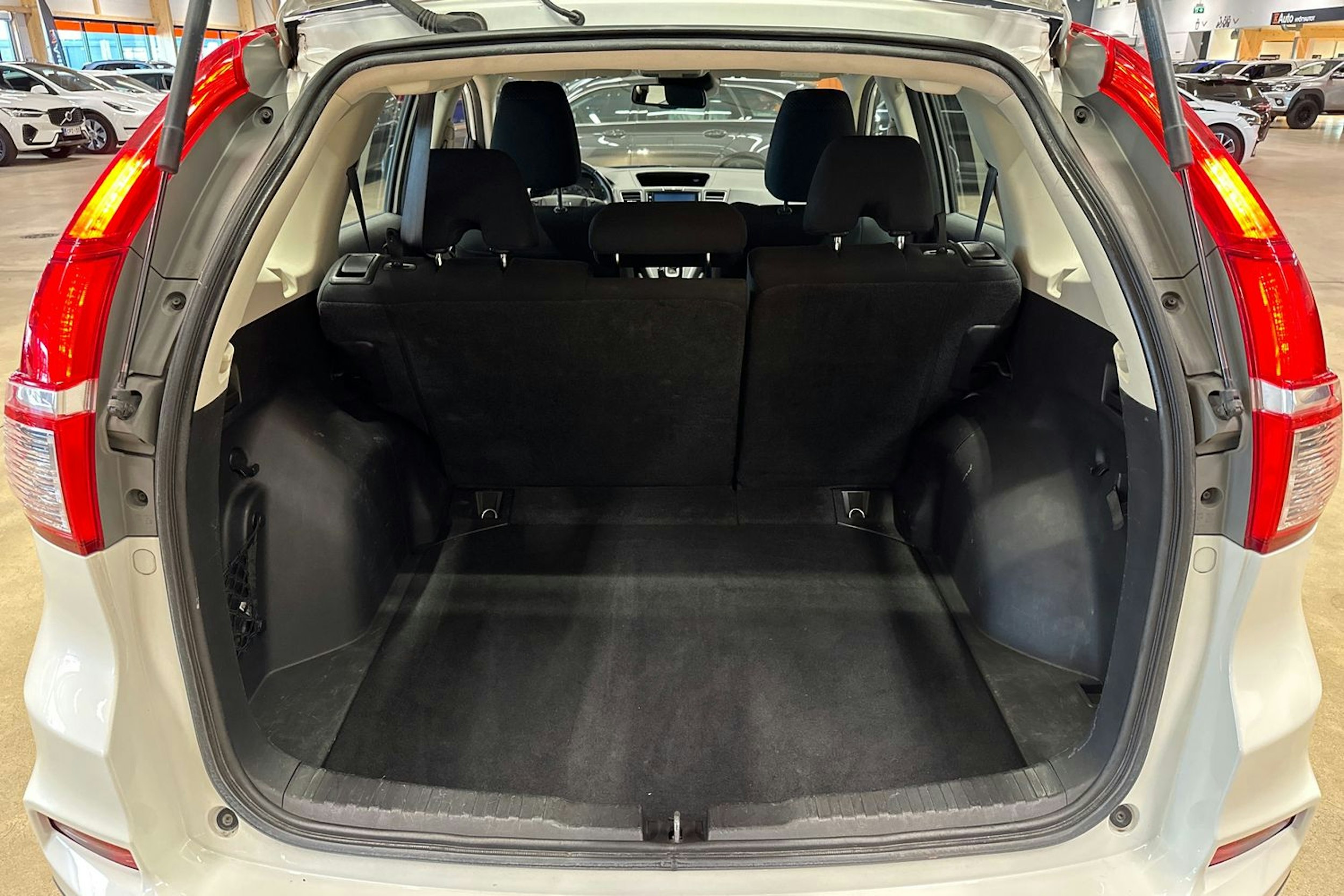 valkoinen Honda CR-V 2016 kuva 27.