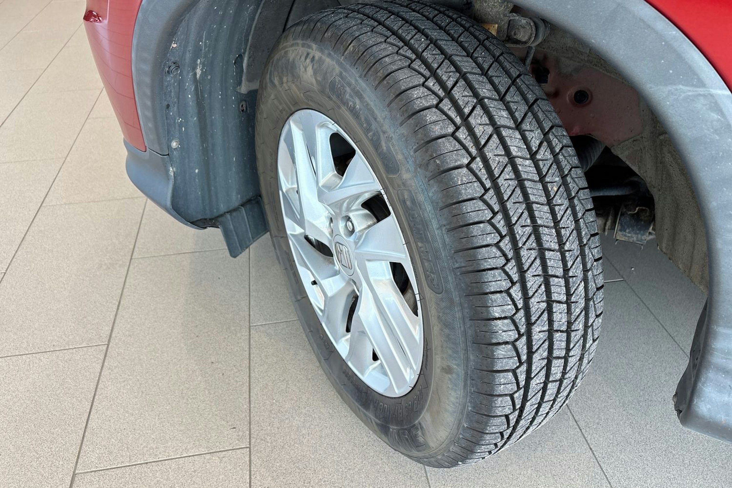 punainen Honda CR-V 2016 kuva 13.