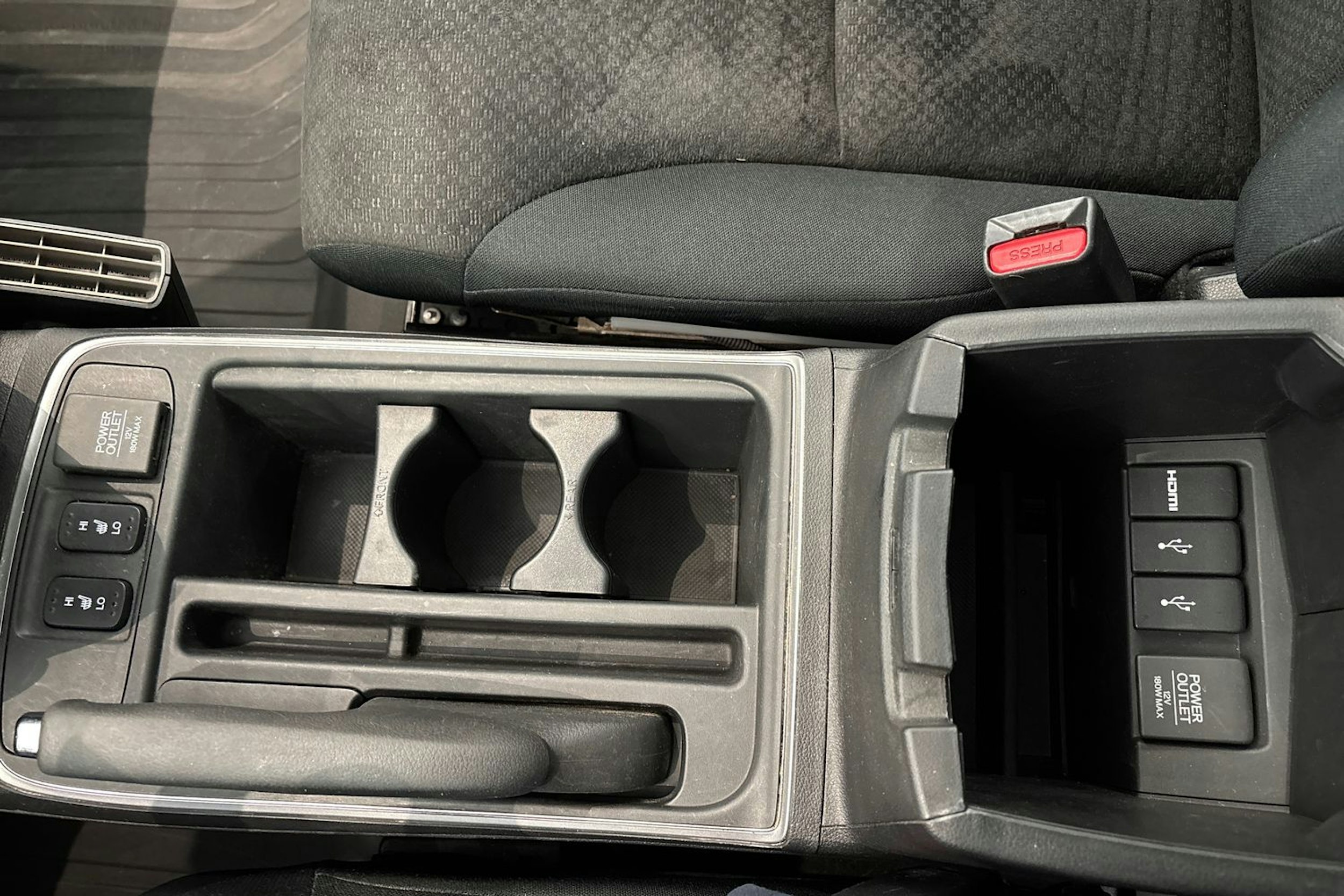 punainen Honda CR-V 2016 kuva 24.