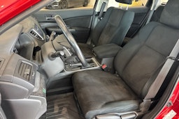 punainen Honda CR-V 2016 kuva 27.