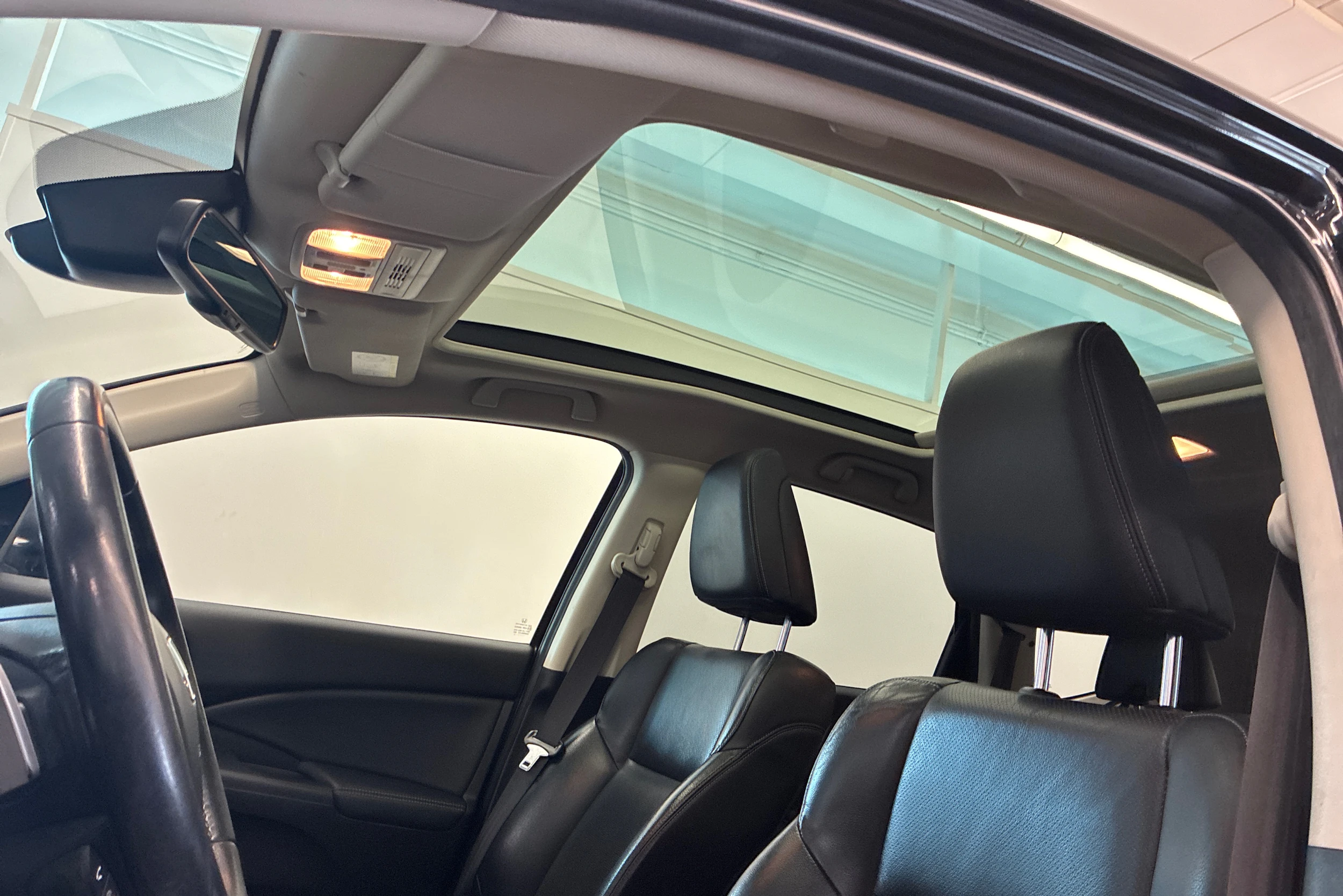 musta Honda CR-V 2017 kuva 15.
