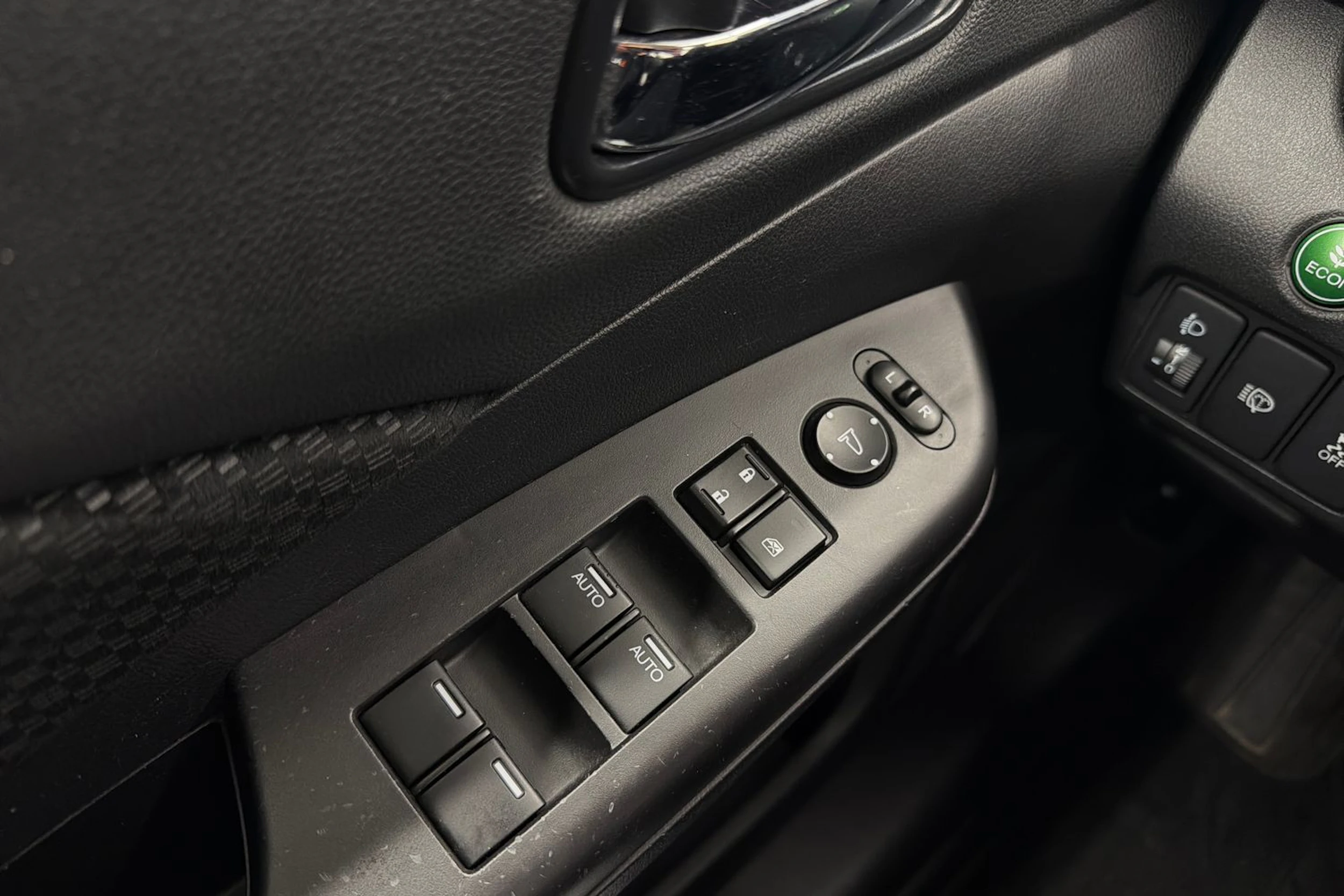 valkoinen Honda CR-V 2017 kuva 15.